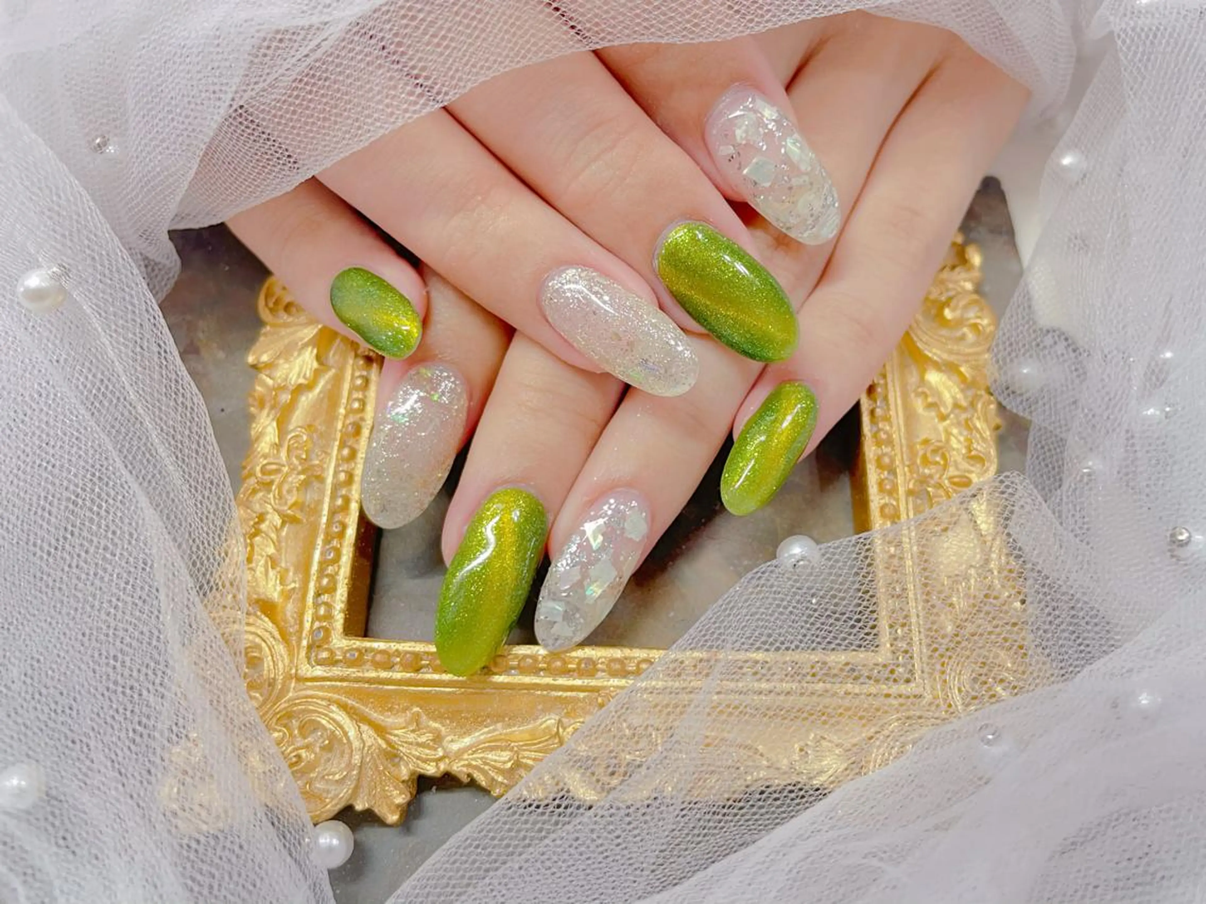 ネイル ハンドネイル マジック ミラーのネイルデザイン