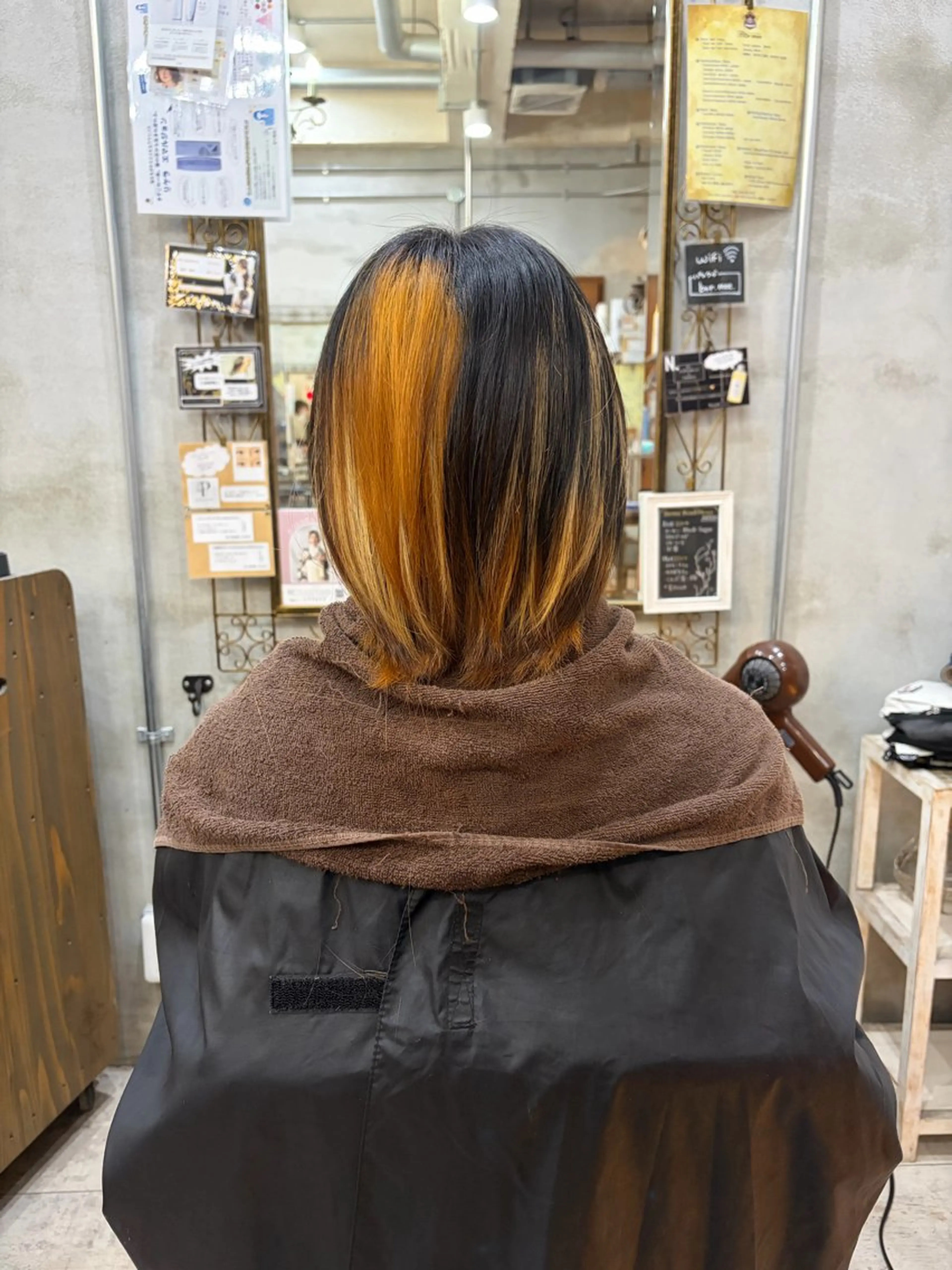 ミディアム カラー ブリーチ ハイトーンカラー ヘアカラー トリートメント 艶髪/ハイトーン/ ヘアセット/モエノのヘアスタイル