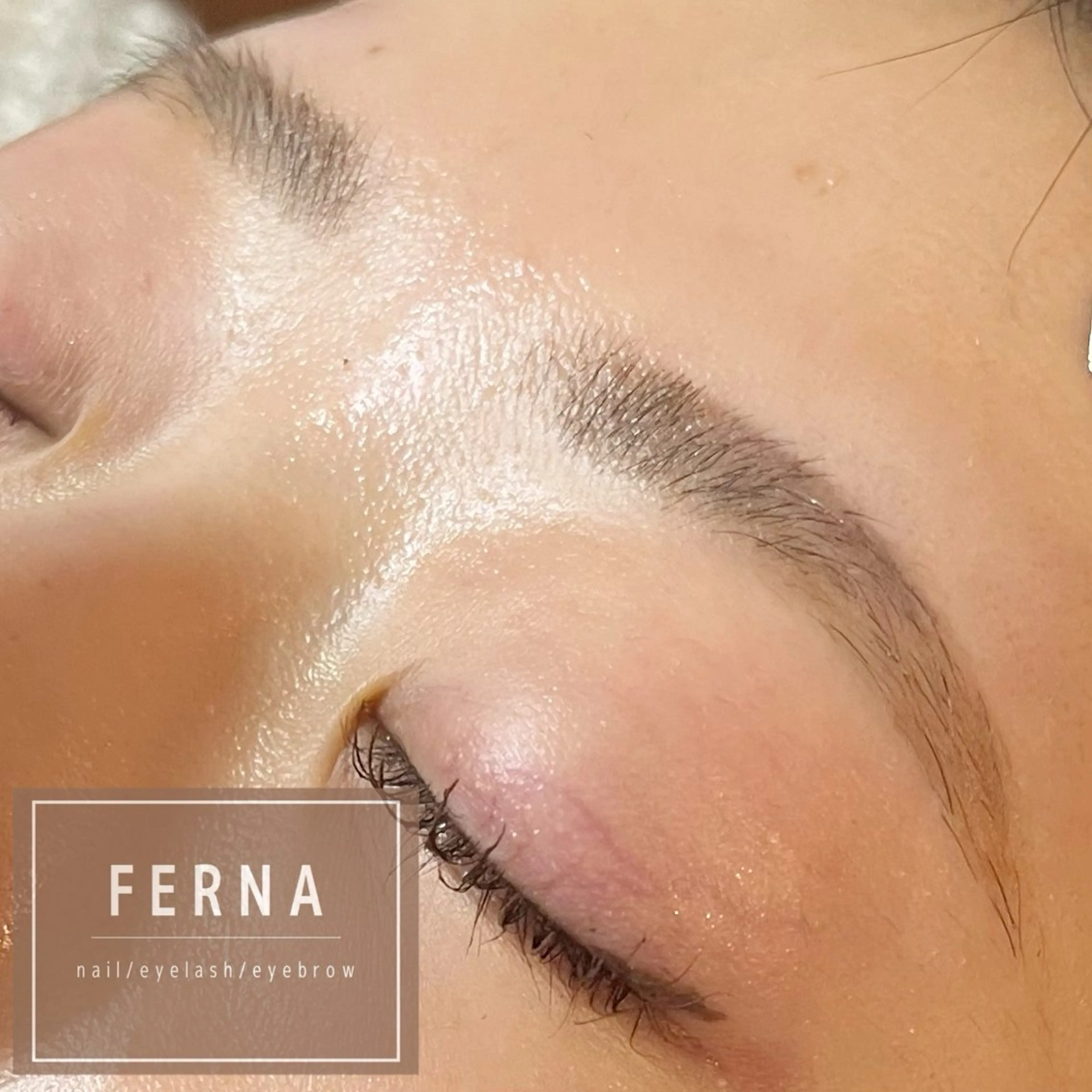 アイブロウ FERNA Saoriの眉毛・アイブロウイメージ