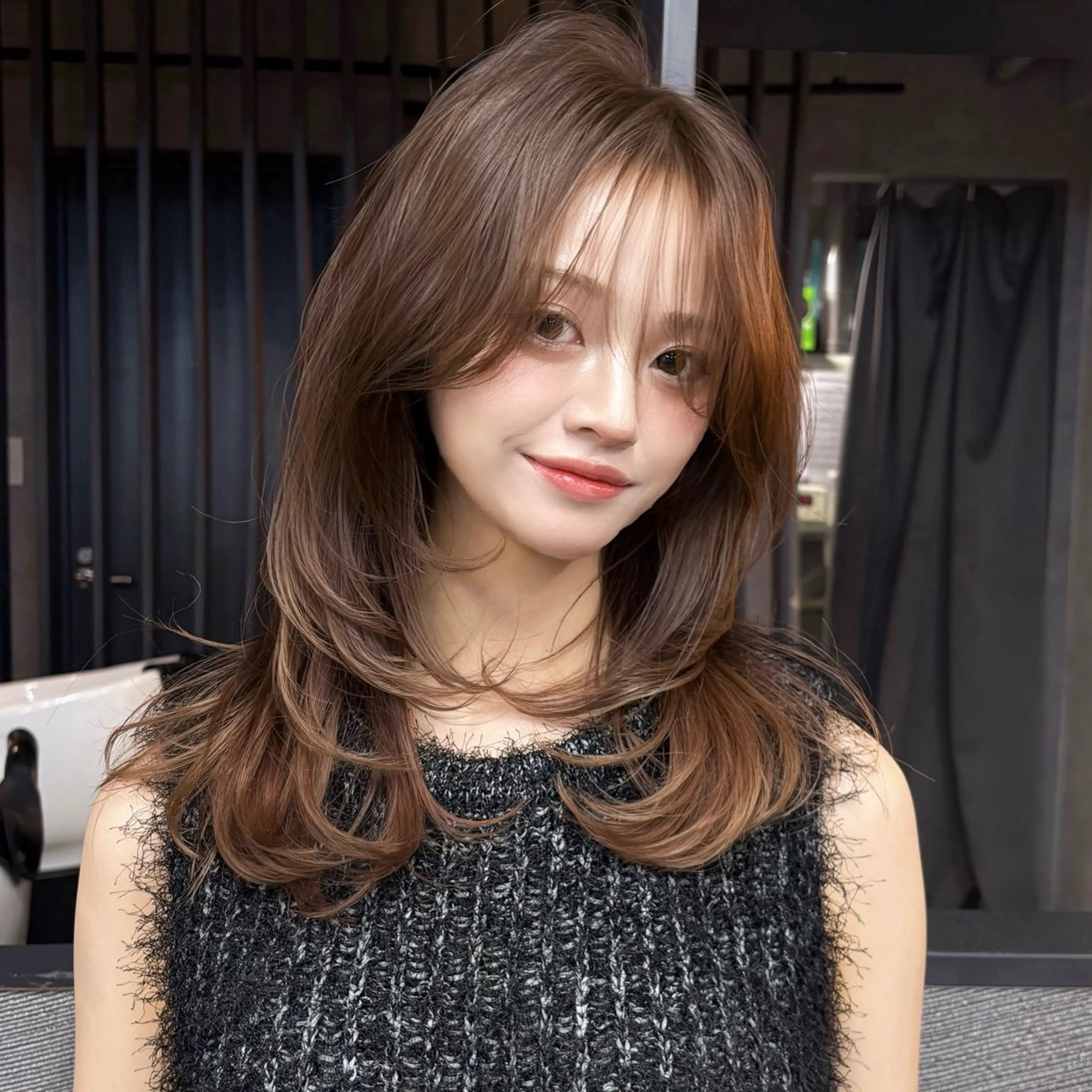 セミロング カラー カット ヘアカラー トリートメント レイヤー髪質改善 ハッシュカット/新宿のヘアスタイル
