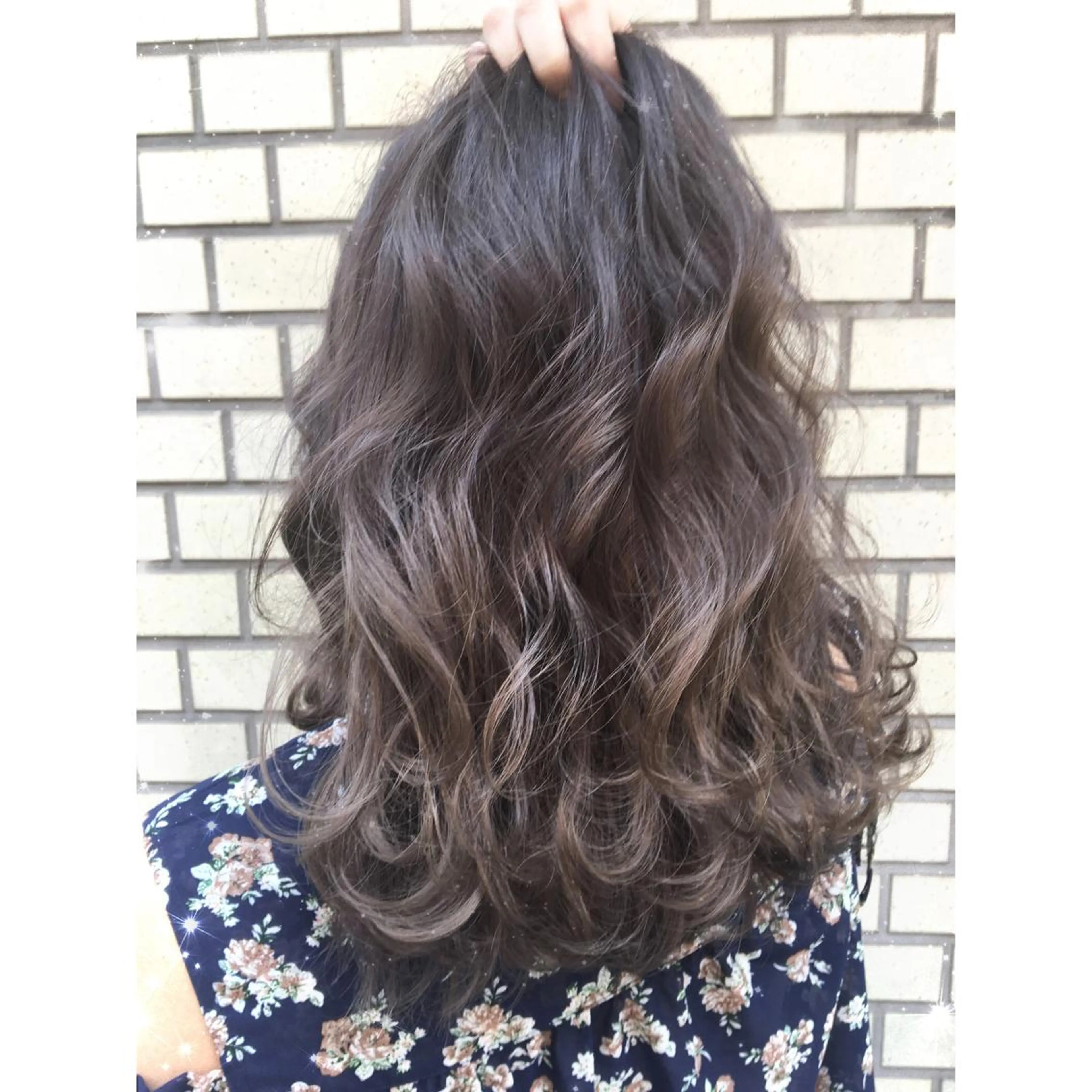 ミディアム カラー ブリーチ グレージュ ムルギョル巻き 韓国ヘア得意❤︎森澤 悠佳のヘアスタイル