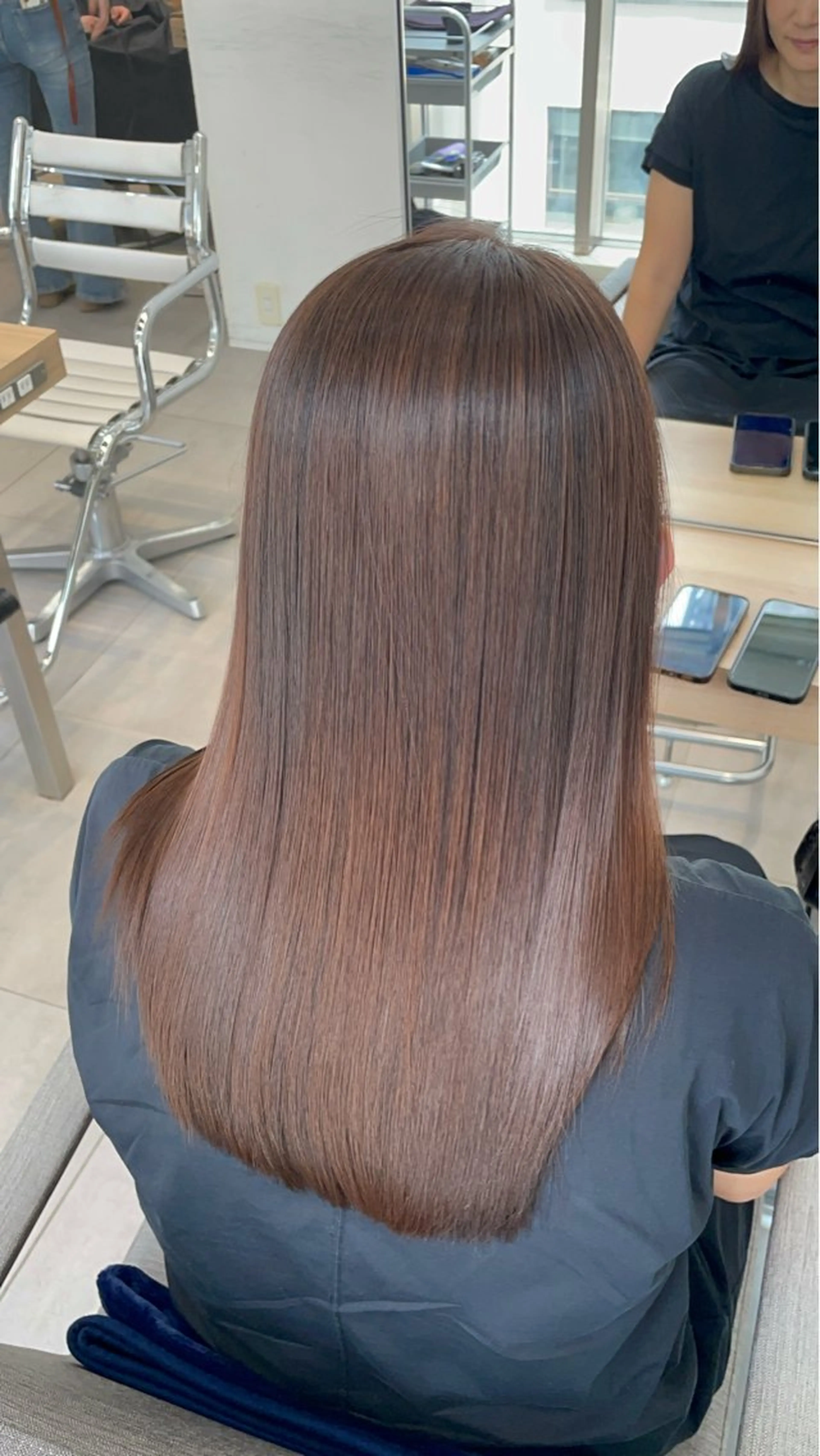 ロング ヘアカラー 縮毛矯正 トリートメント ✨髪質改善✨美髪 矯正🫧小泉のヘアスタイル