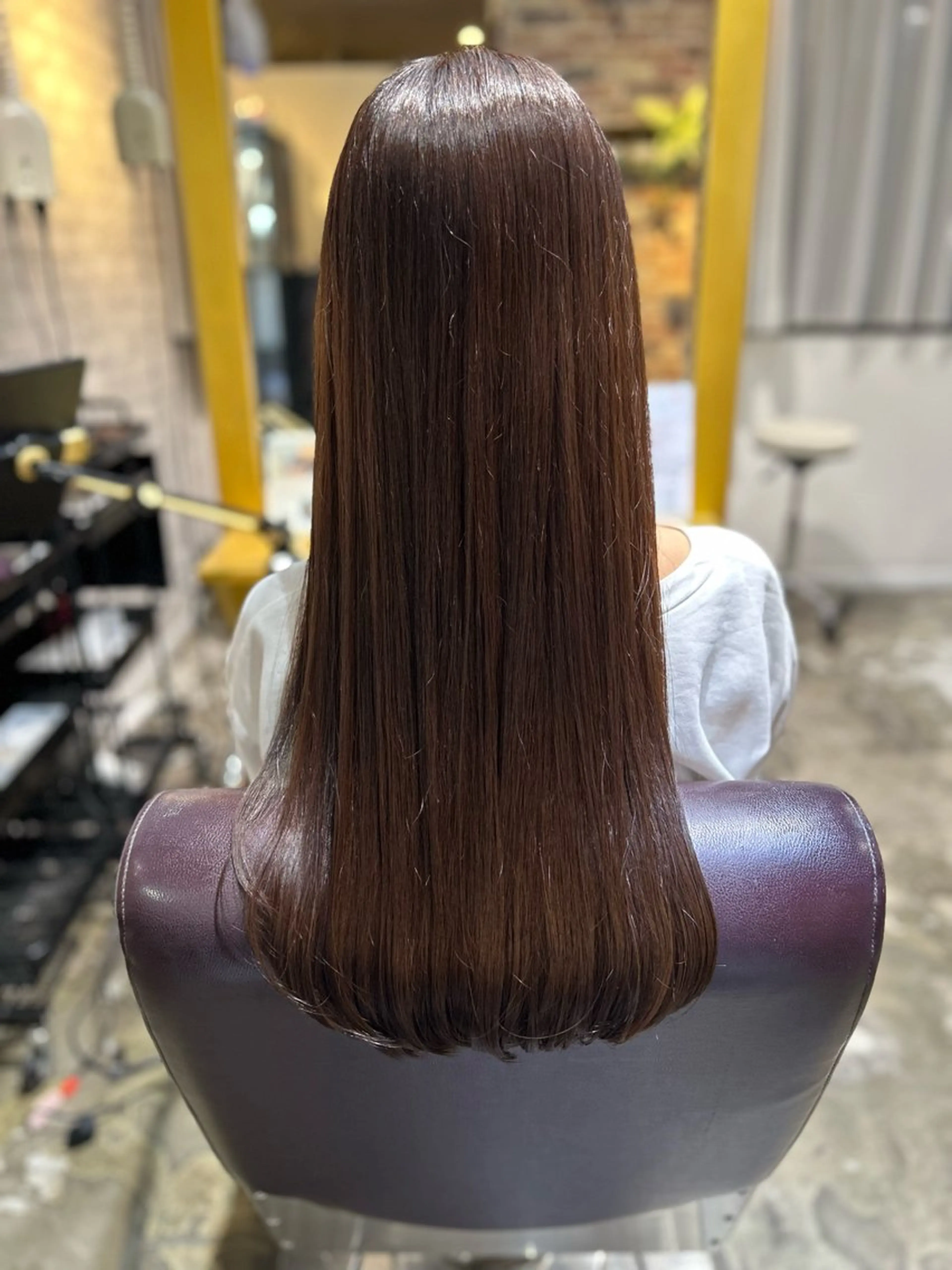 ロング チョコレートブラウン 髪質改善 縮毛矯正／レイヤー／ 🌼mizukiのヘアスタイル