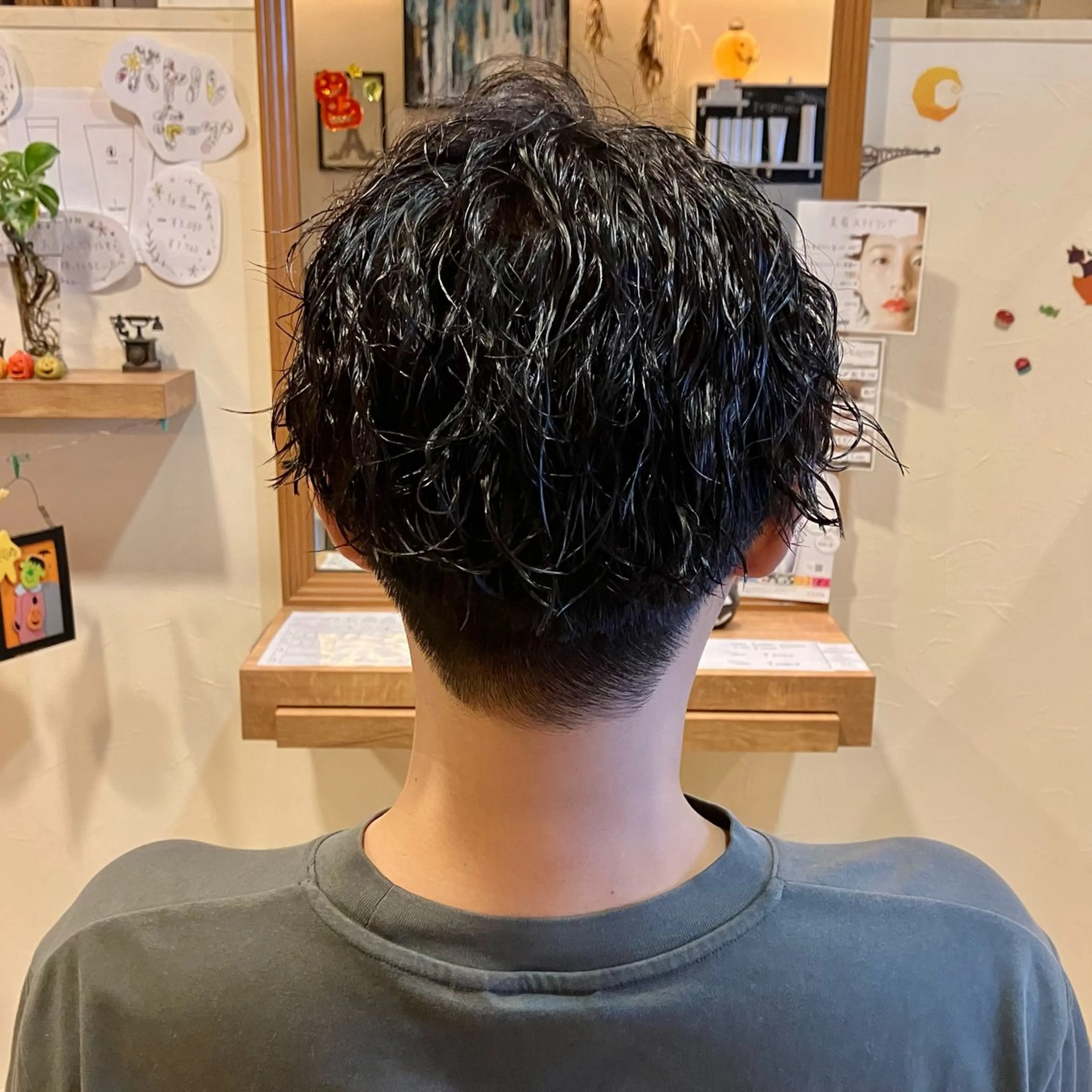 パーマ メンズ マッシュ 刈り上げ カット パーマ 森田 研司のヘアスタイル