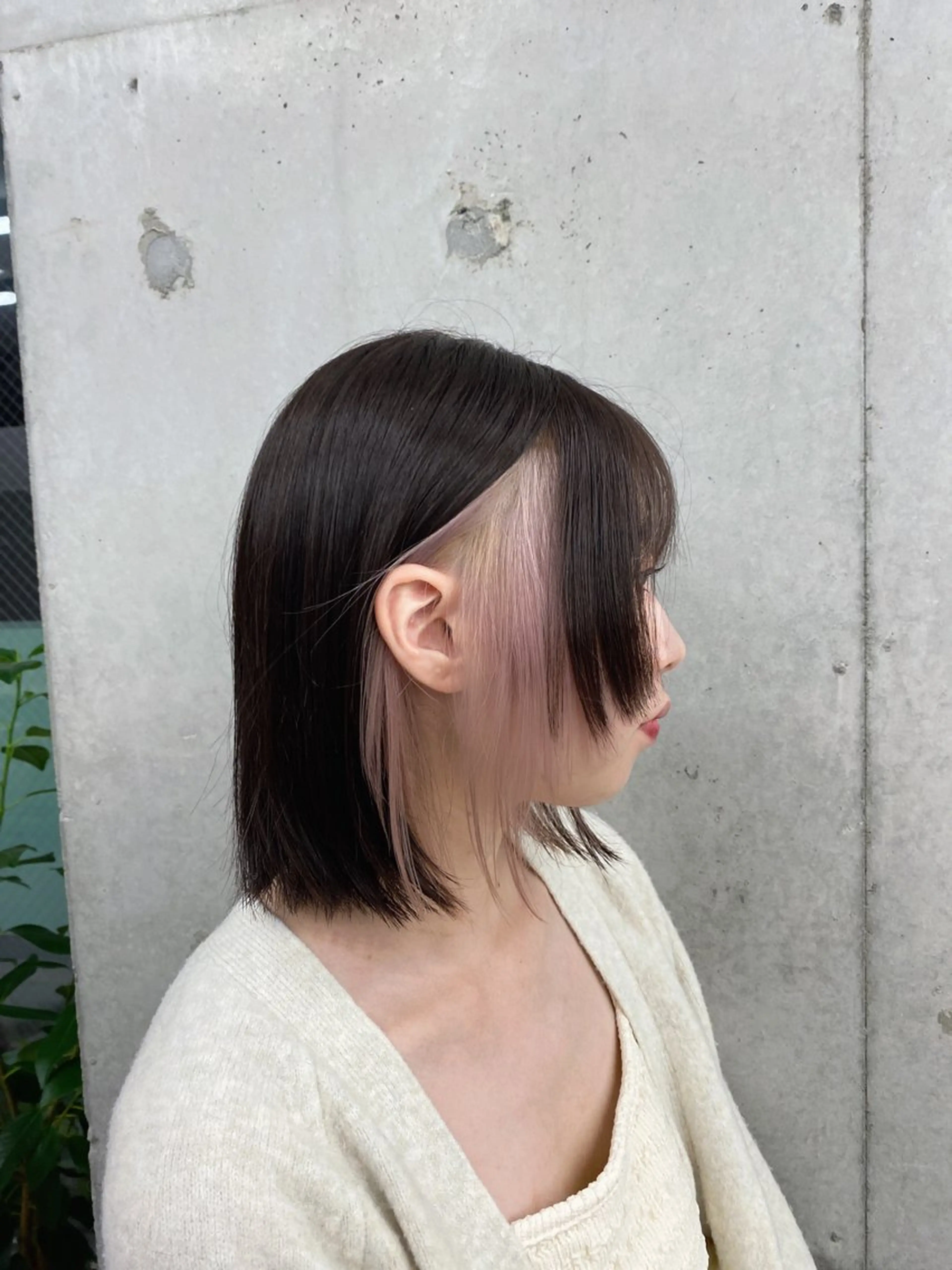 ショート カラー ピンクカラー ホワイトピンク 縮毛矯正 齋藤 椋哉のヘアスタイル