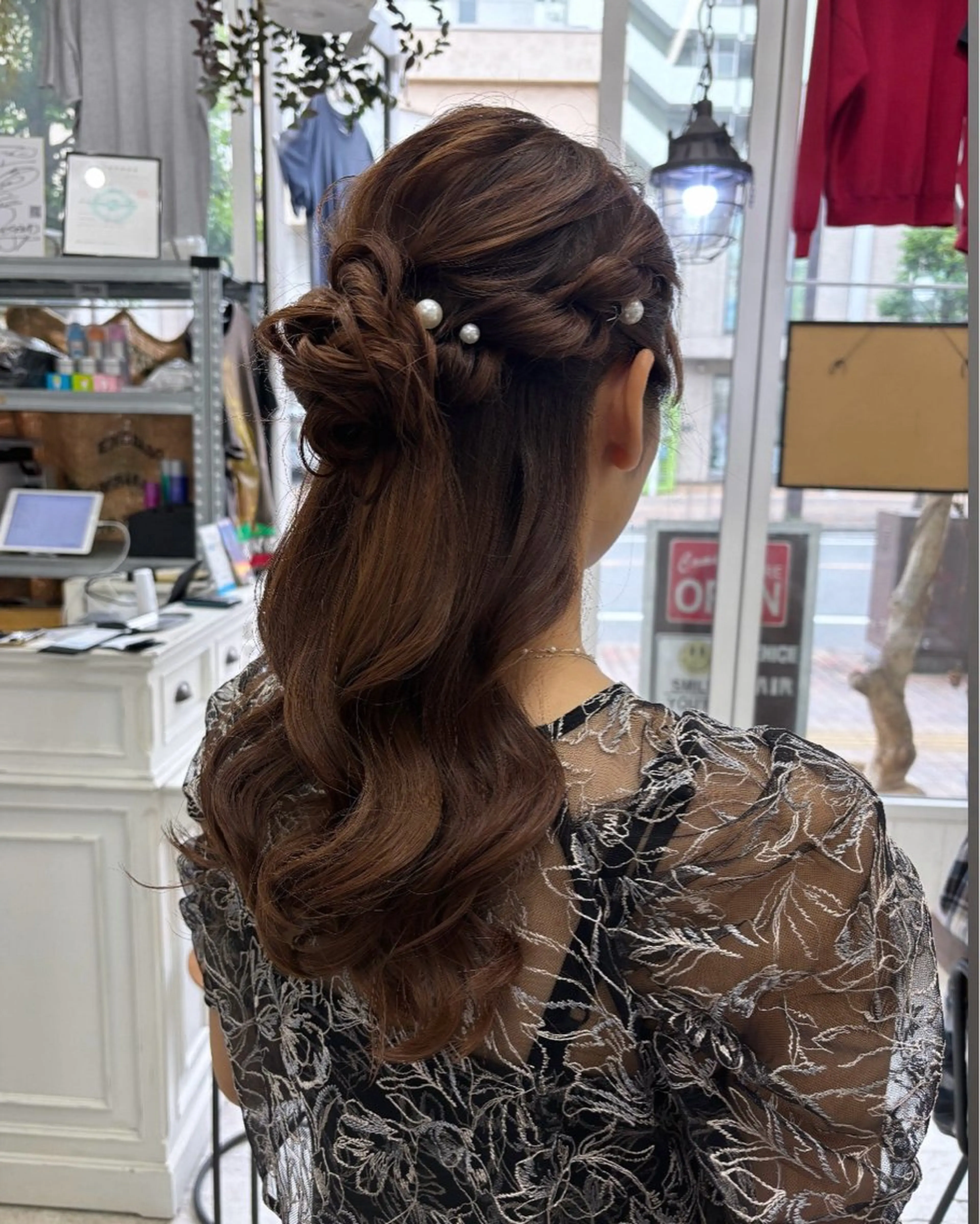 ヘアアレンジ ヘアセット Ann./艶髪 /レイヤーカットのヘアスタイル