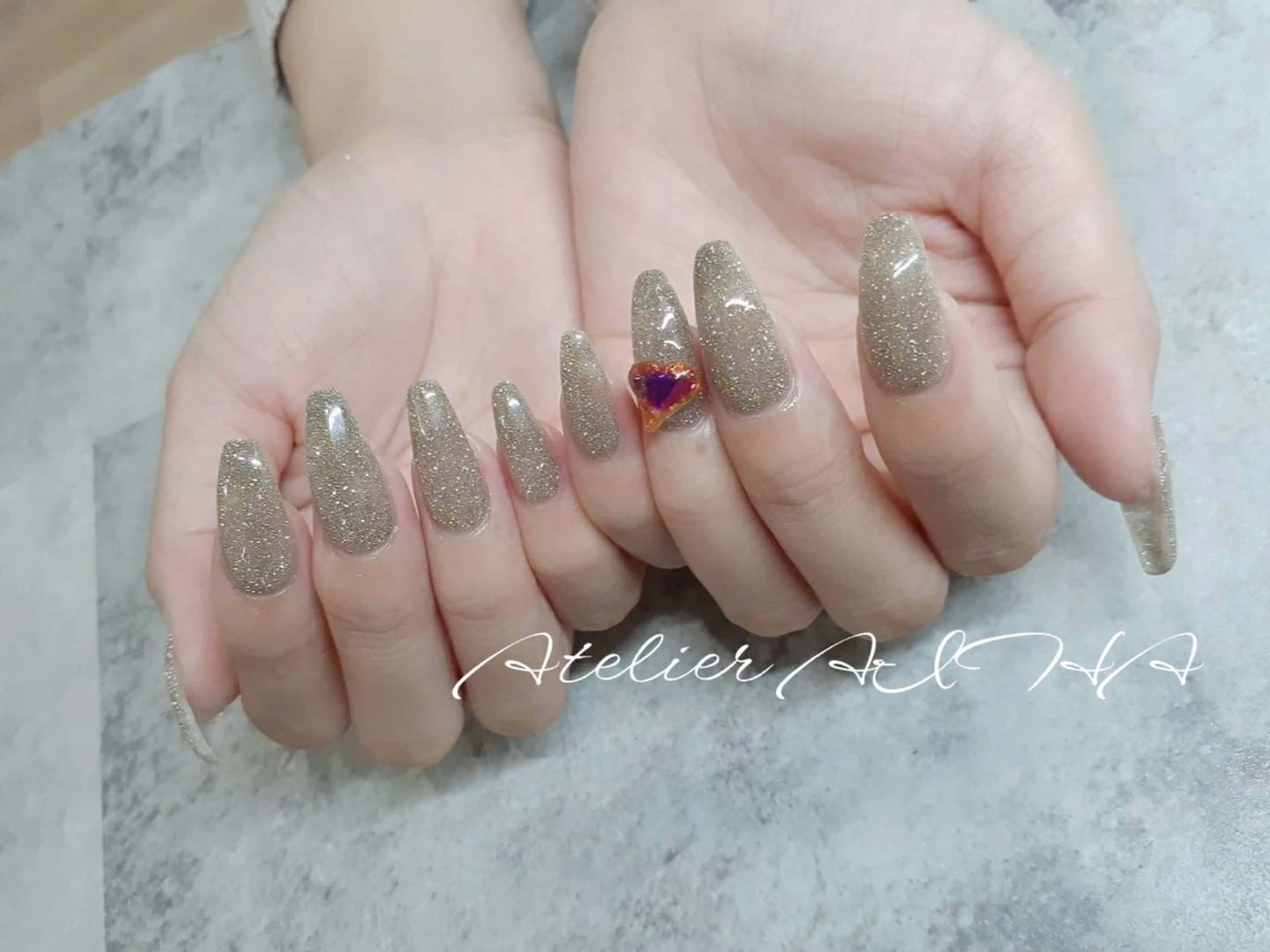 ネイル アトリエAIHA所属・アトリエAIHA★ フィルイン推奨サロンのネイルデザイン