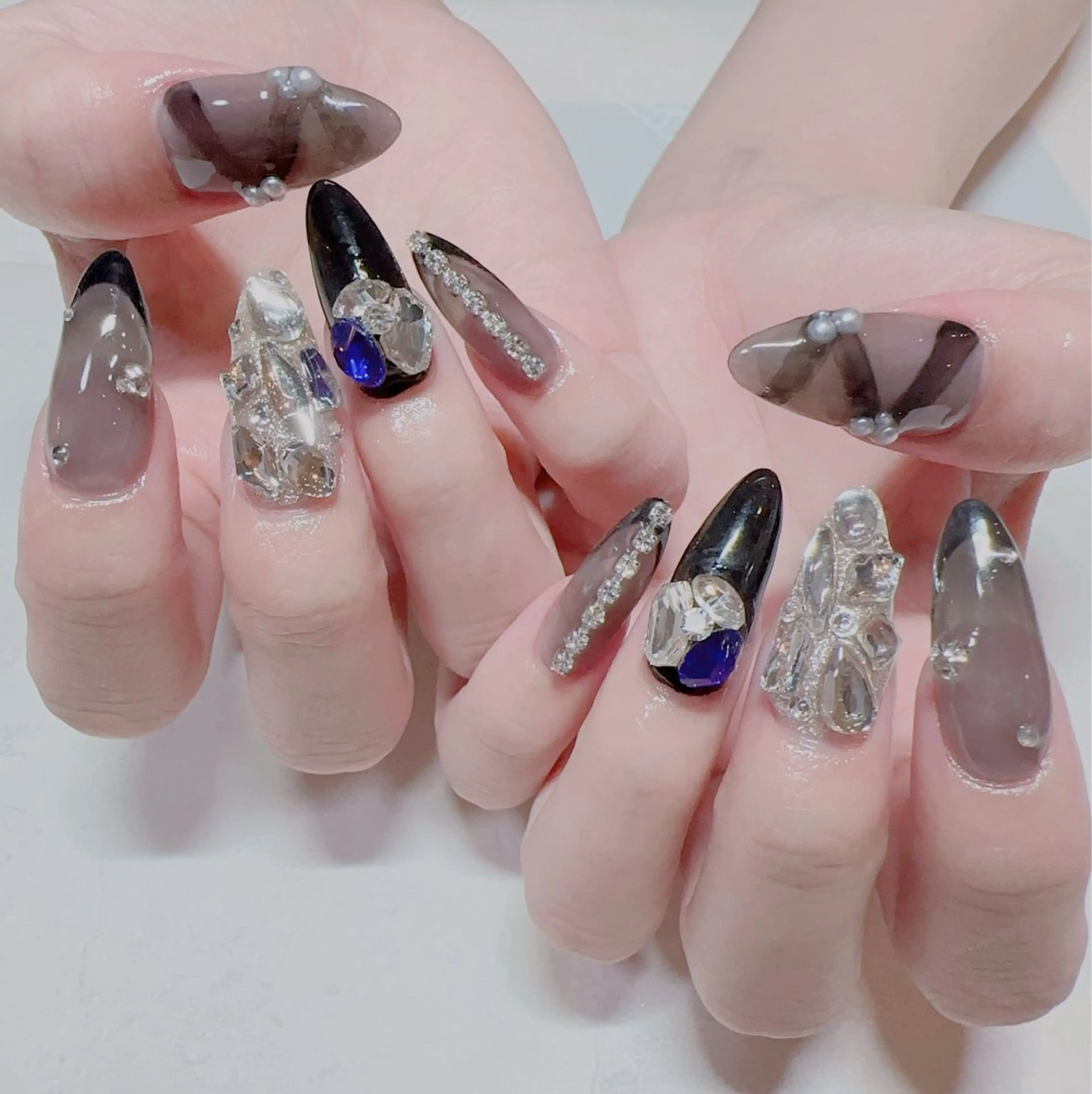 ネイル nail saron Aphrisのネイルデザイン