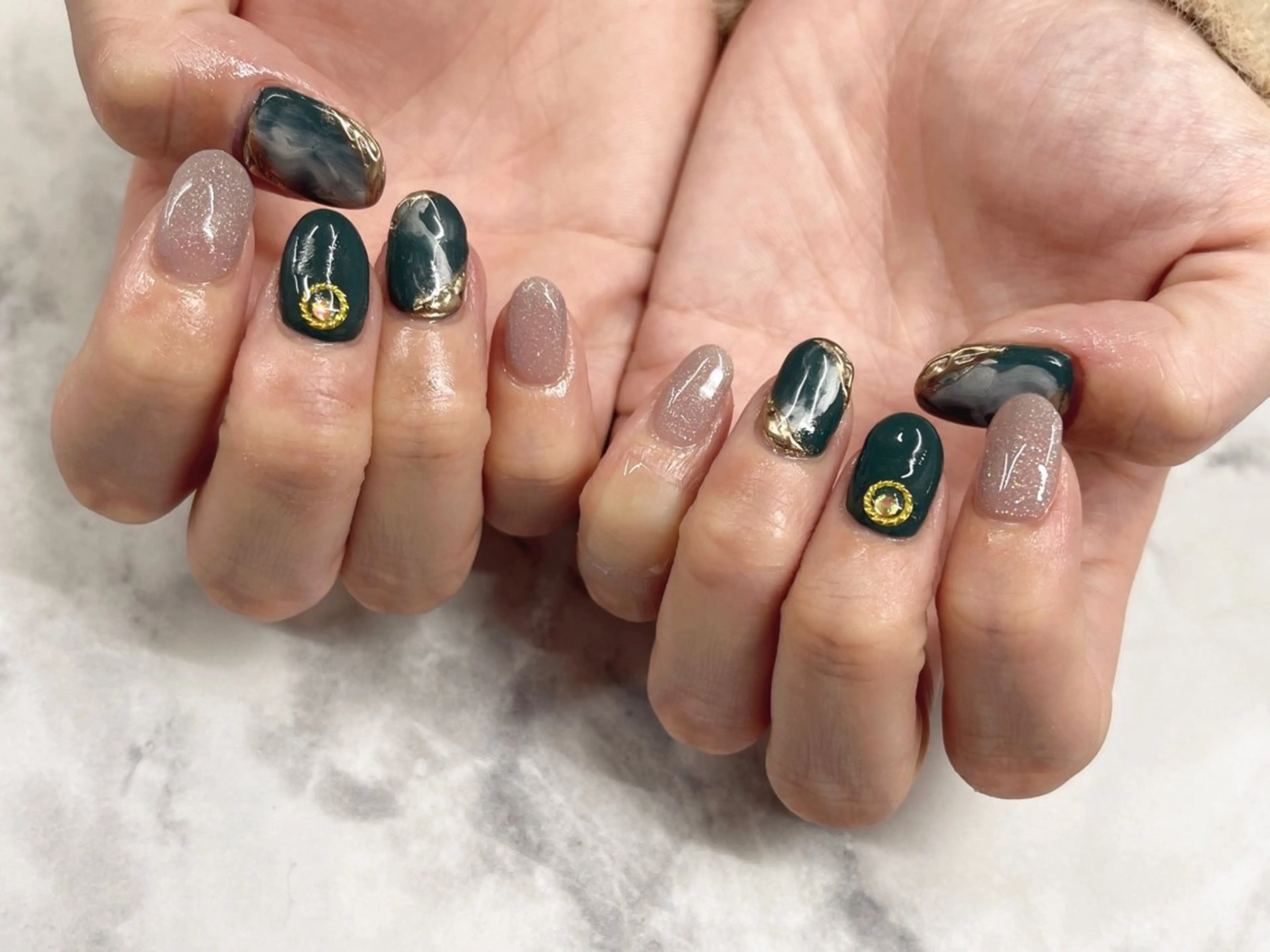 ネイル ハンドネイル ハンドケア Regene ARAKIのネイルデザイン