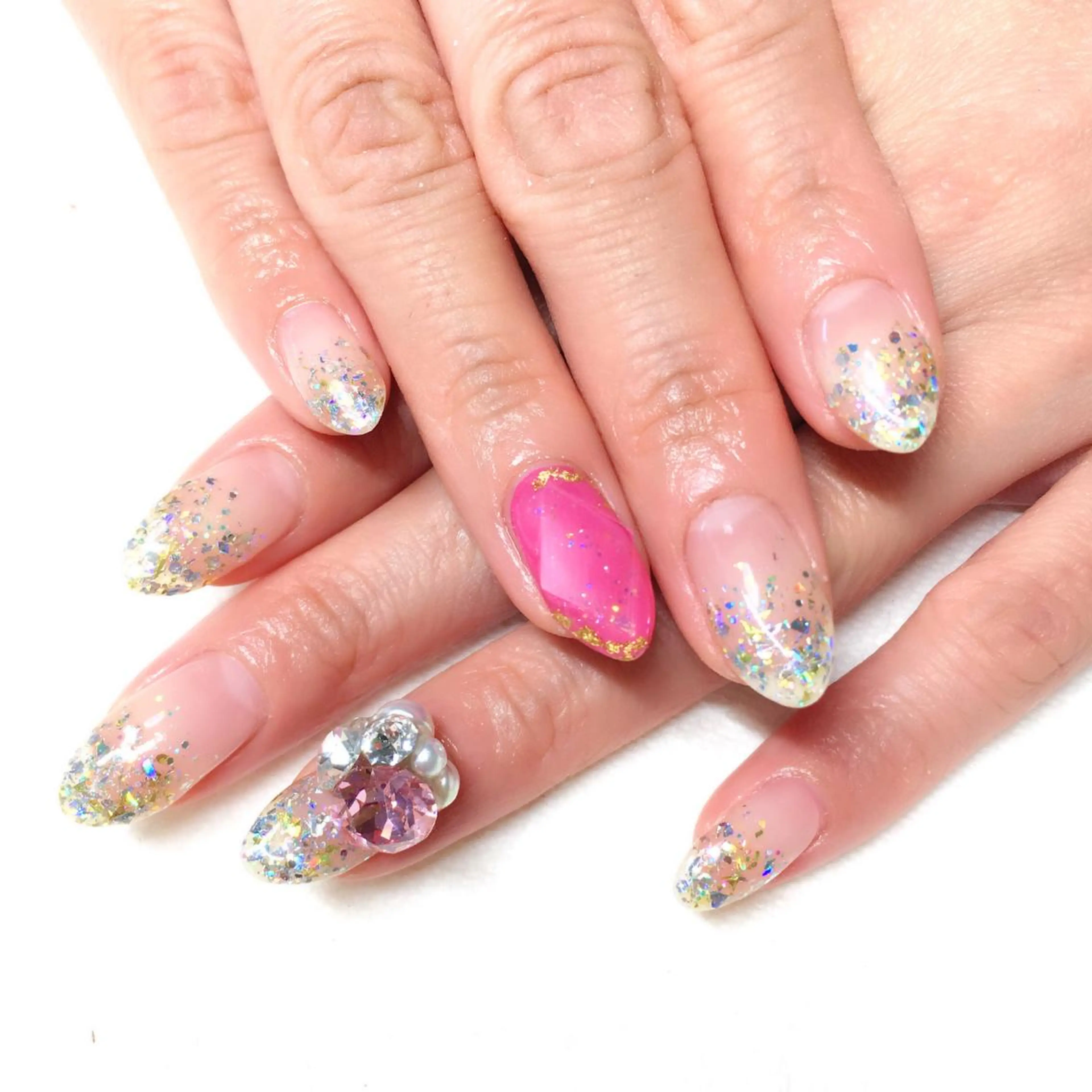 ネイル グラデーション ホログラムネイル clover nailのネイルデザイン