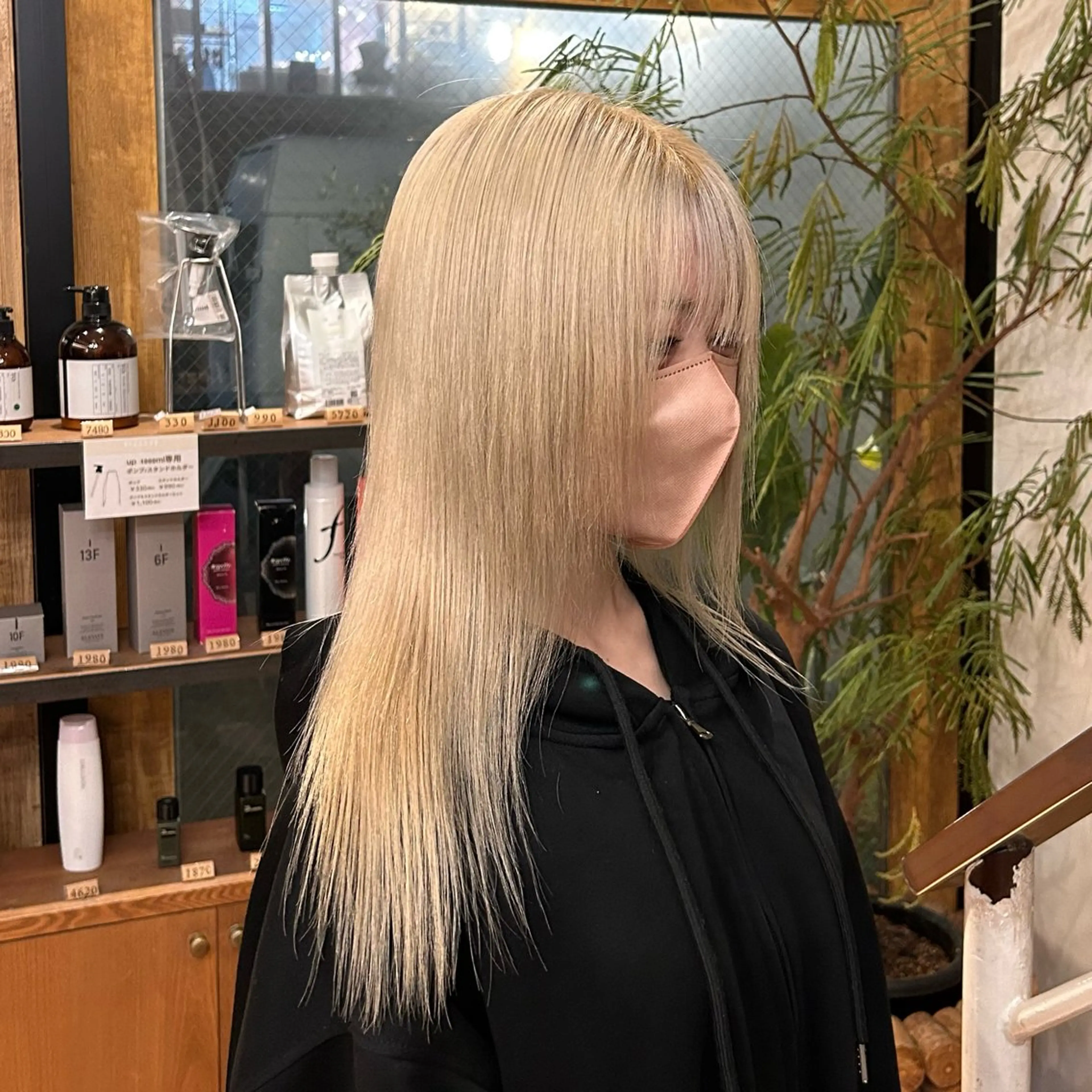 セミロング レイヤーカット🌟 きだに りののヘアスタイル