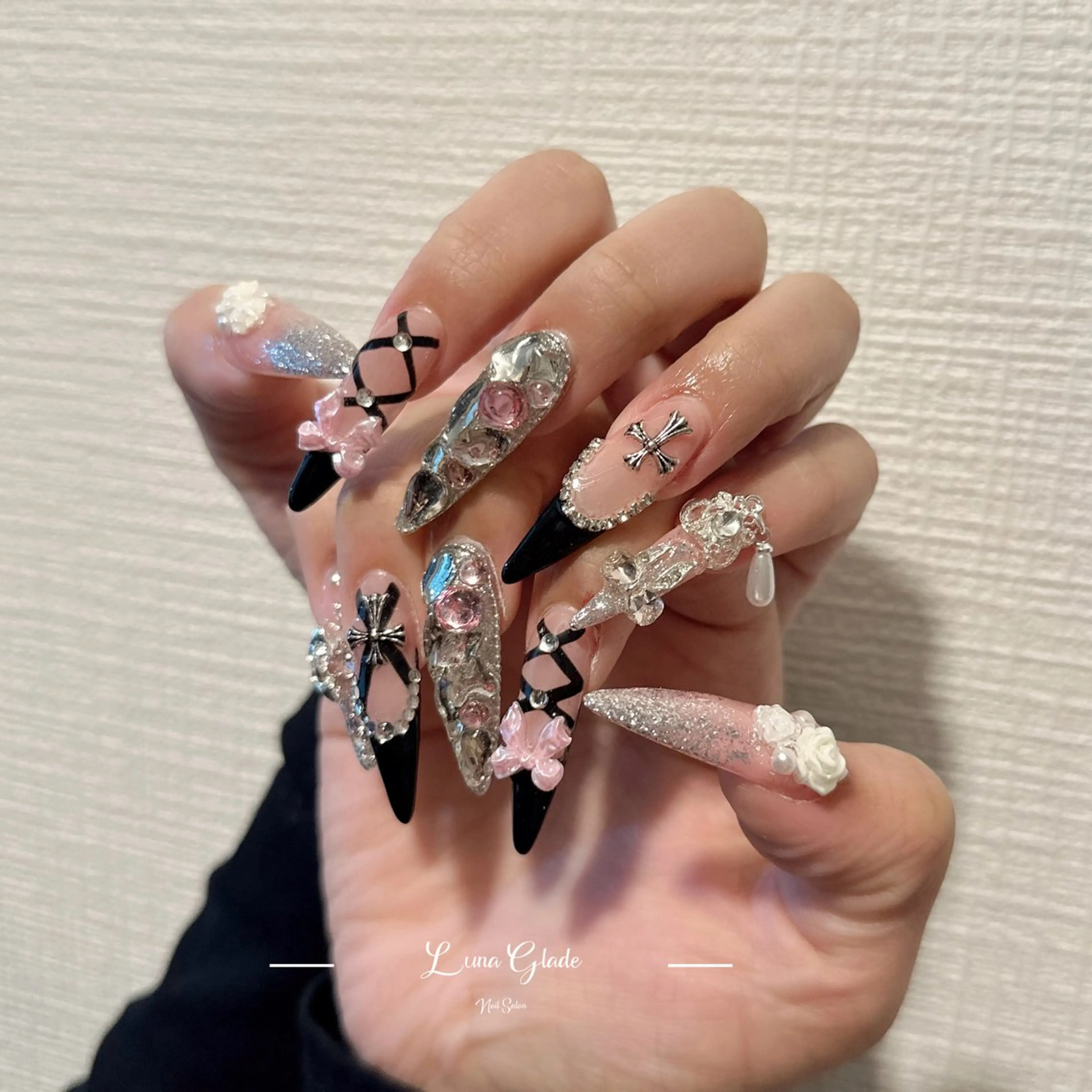 ネイル ハンドネイル Luna Gladeのネイルデザイン