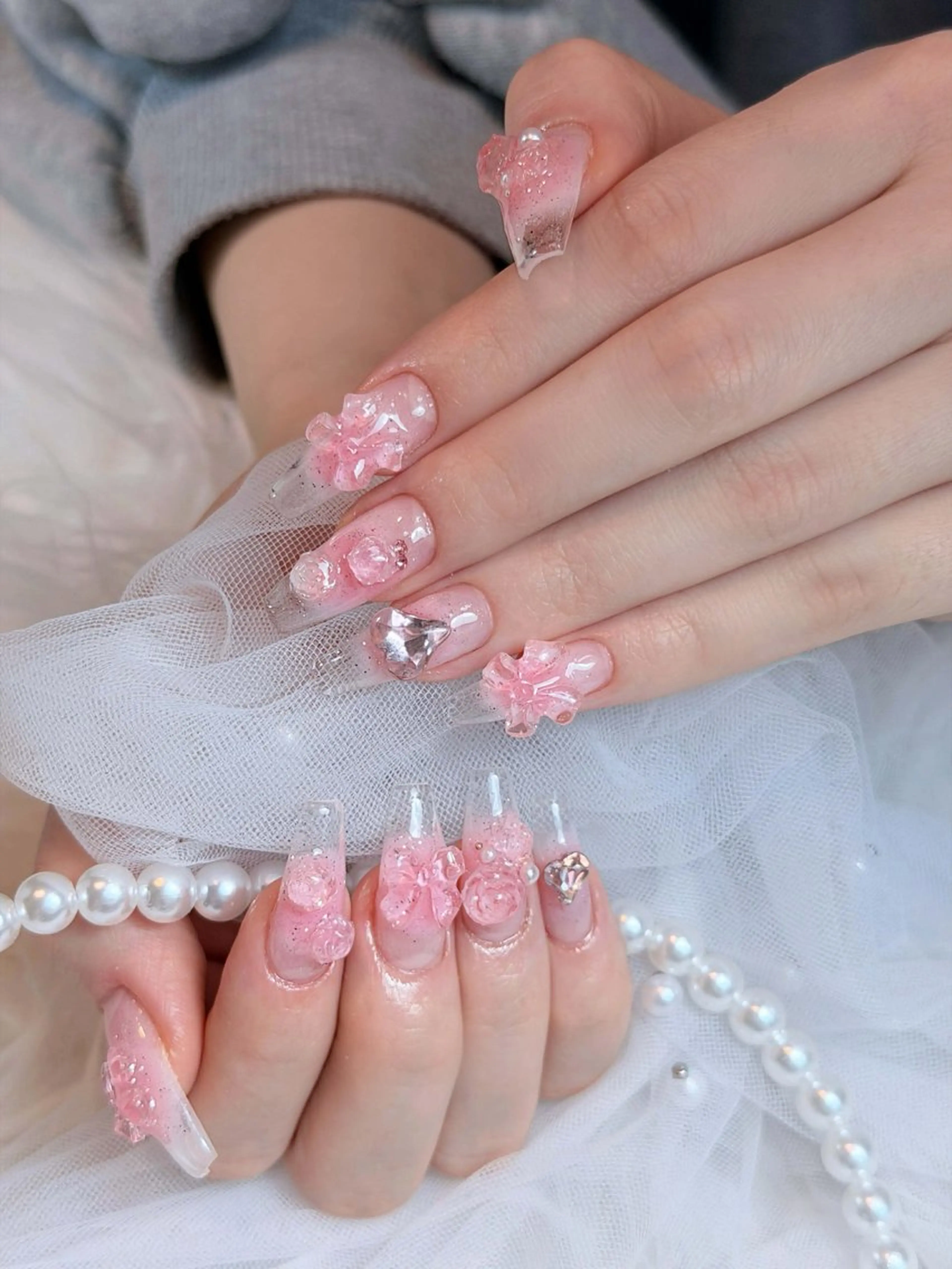 ネイル オーロラネイル ボルドー ブラウン 氷ネイル・うるうるネイル キラキラネイル ハンドネイル Julli NailStudioのネイルデザイン
