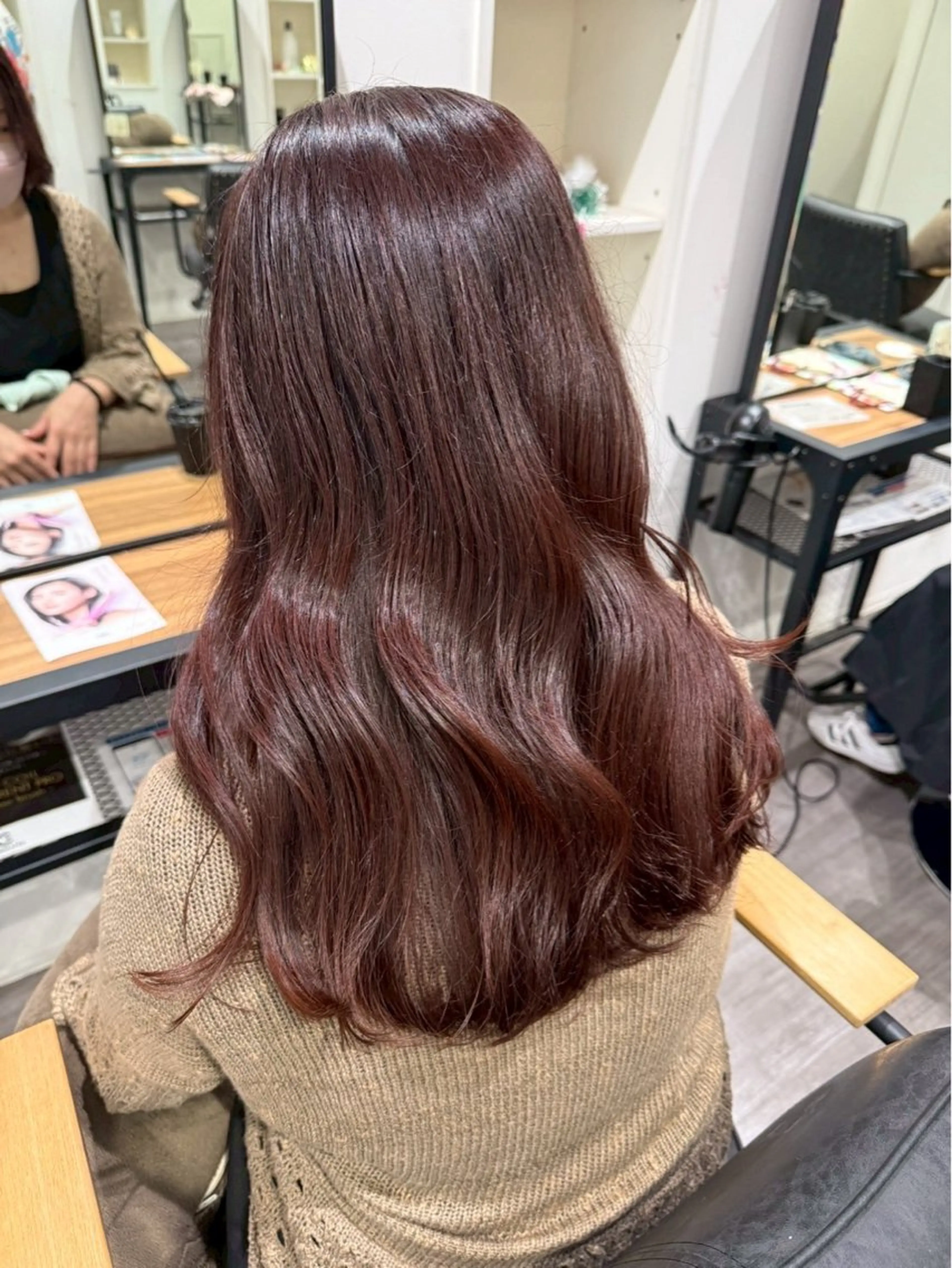 セミロング ピンクブラウン cocotte みづき/艶カラー🫧のヘアスタイル