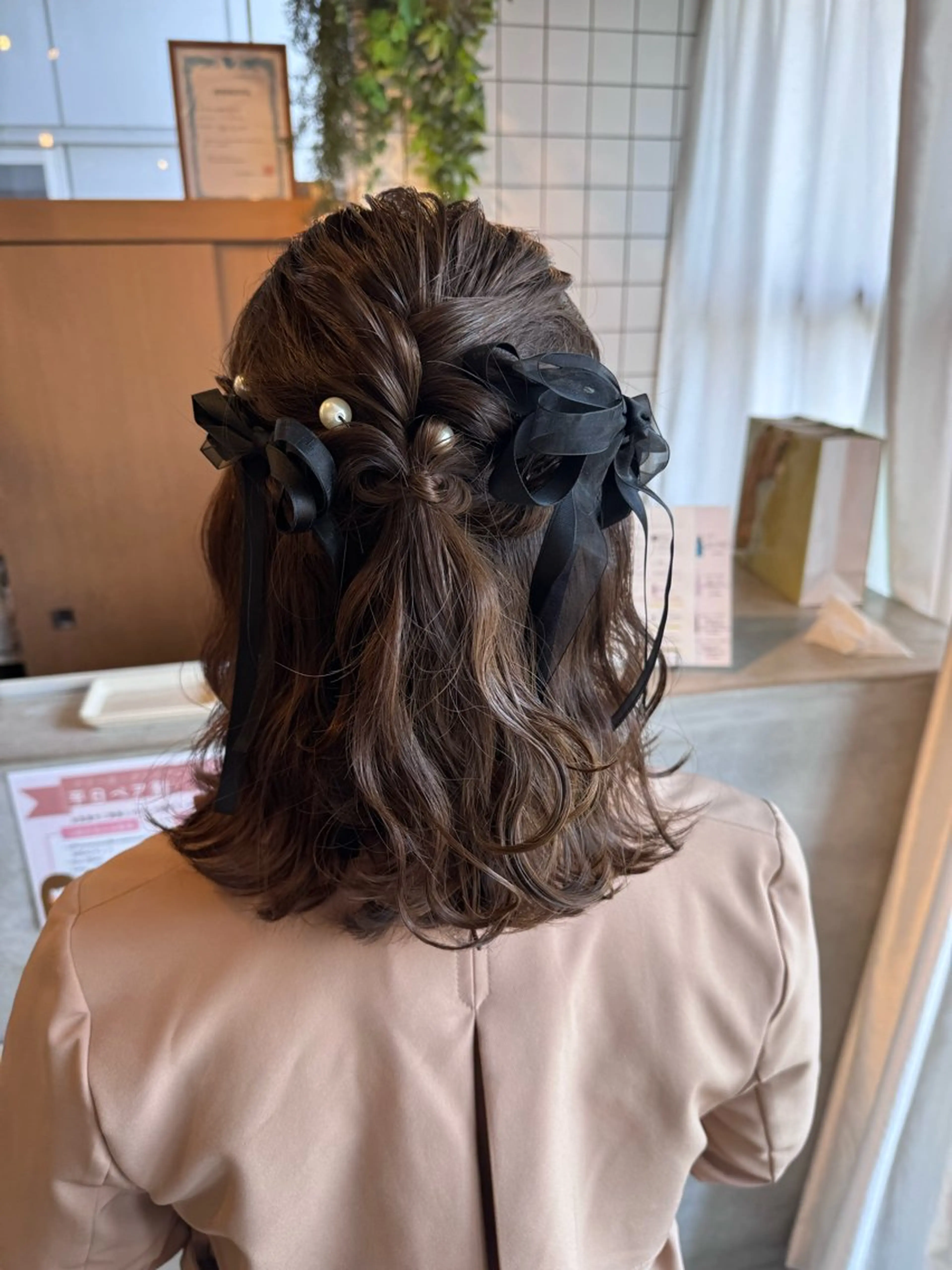 ヘアアレンジ ウラベヨシカ 似合わせカットカラーのヘアスタイル