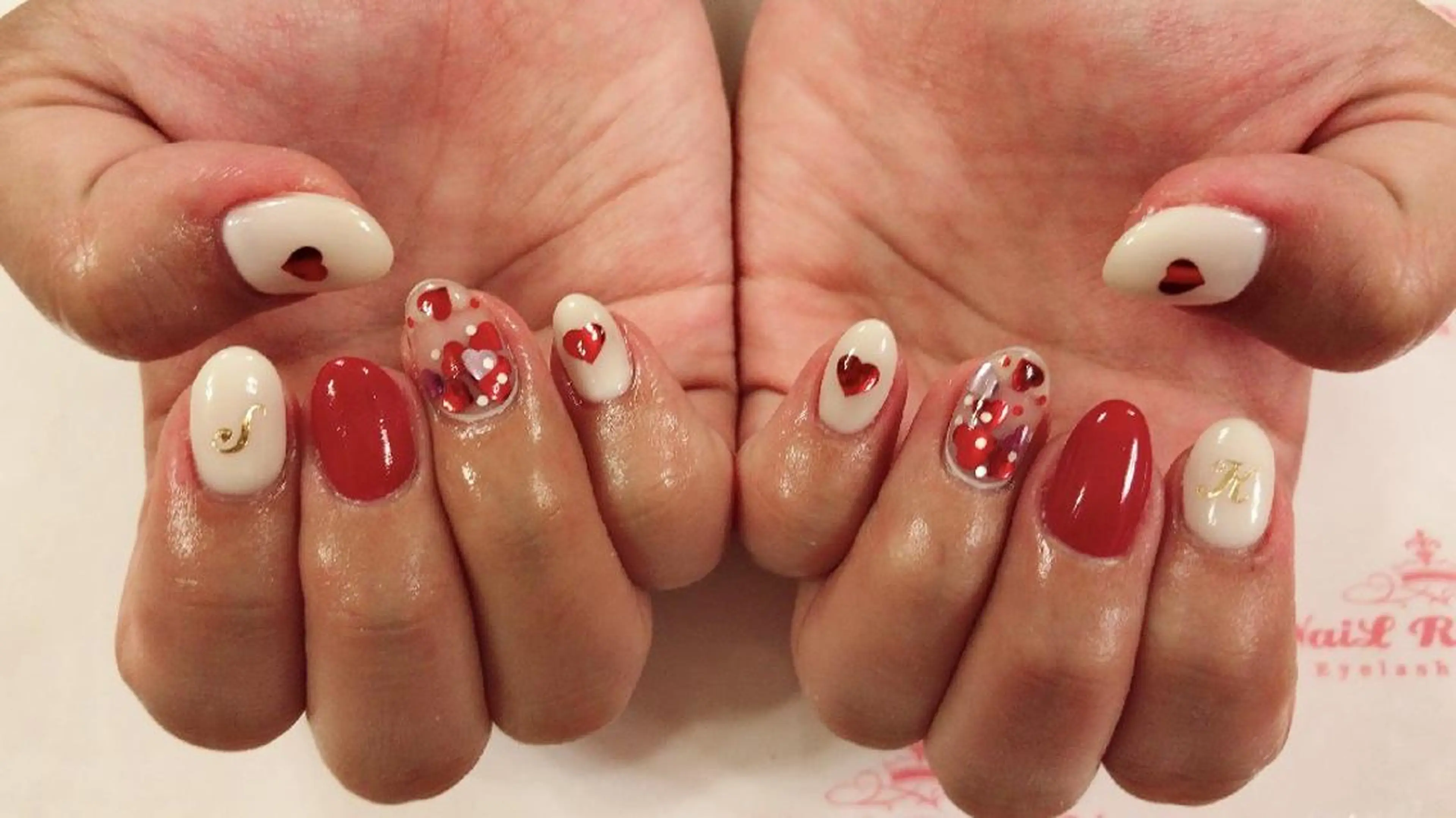 ネイル ネイルリボン 受付スタッフのネイルデザイン