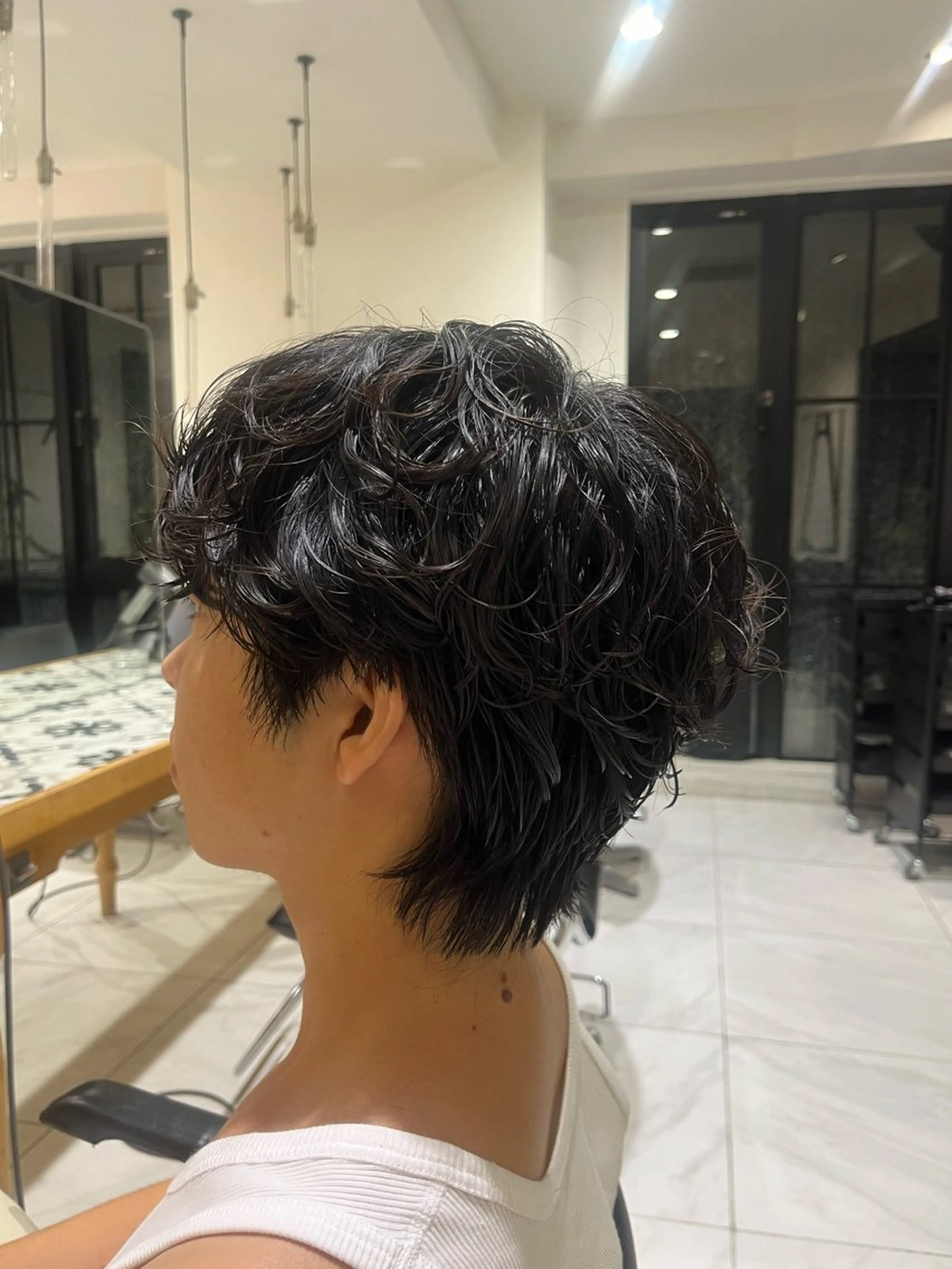 ショート パーマ メンズ メンズパーマ ナミ🩶暗髪/暖色 ❤️/透明感/縮毛のヘアスタイル