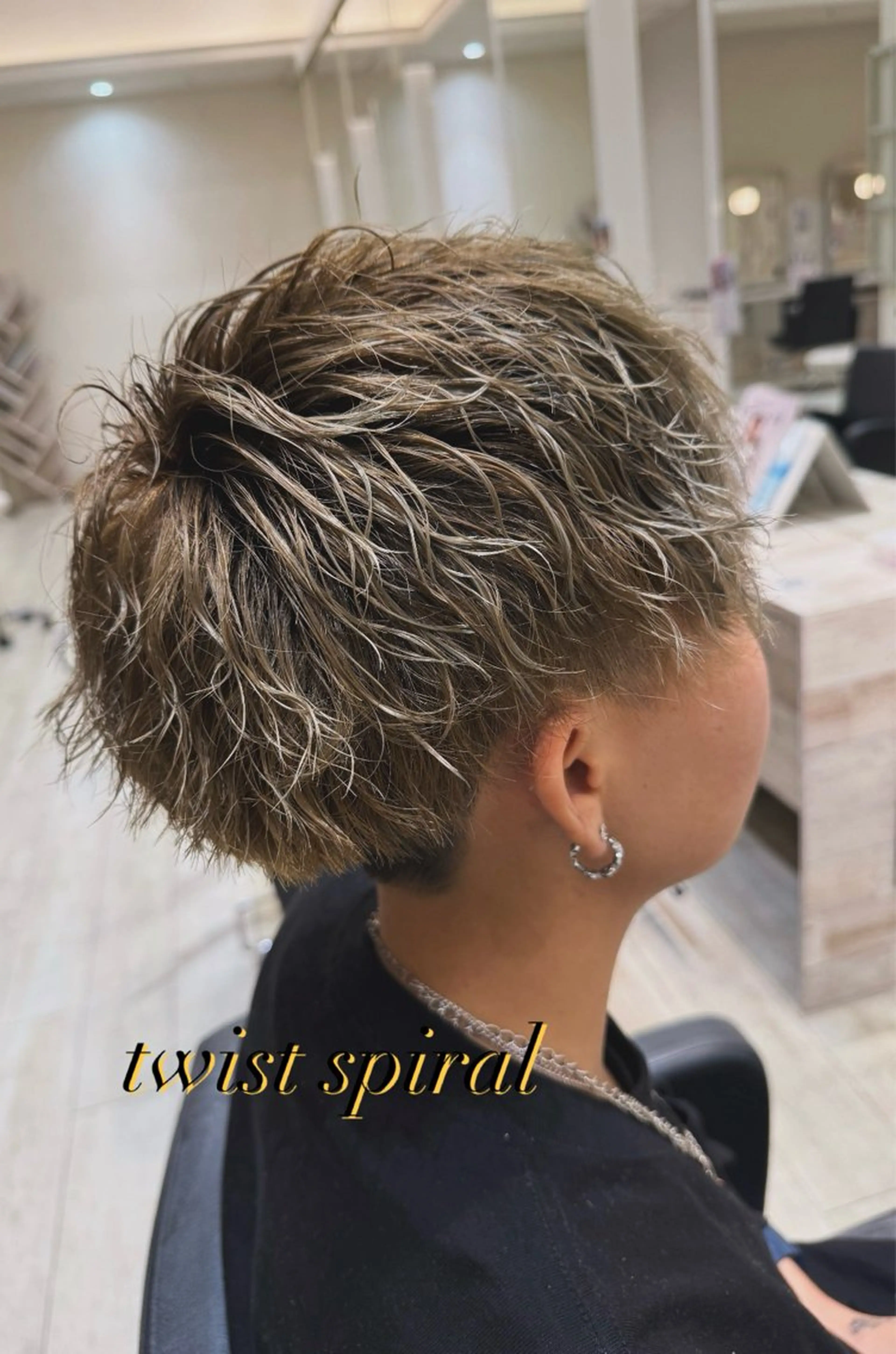 ショート カット パーマ NYNYイオン四條畷 村上 心のヘアスタイル