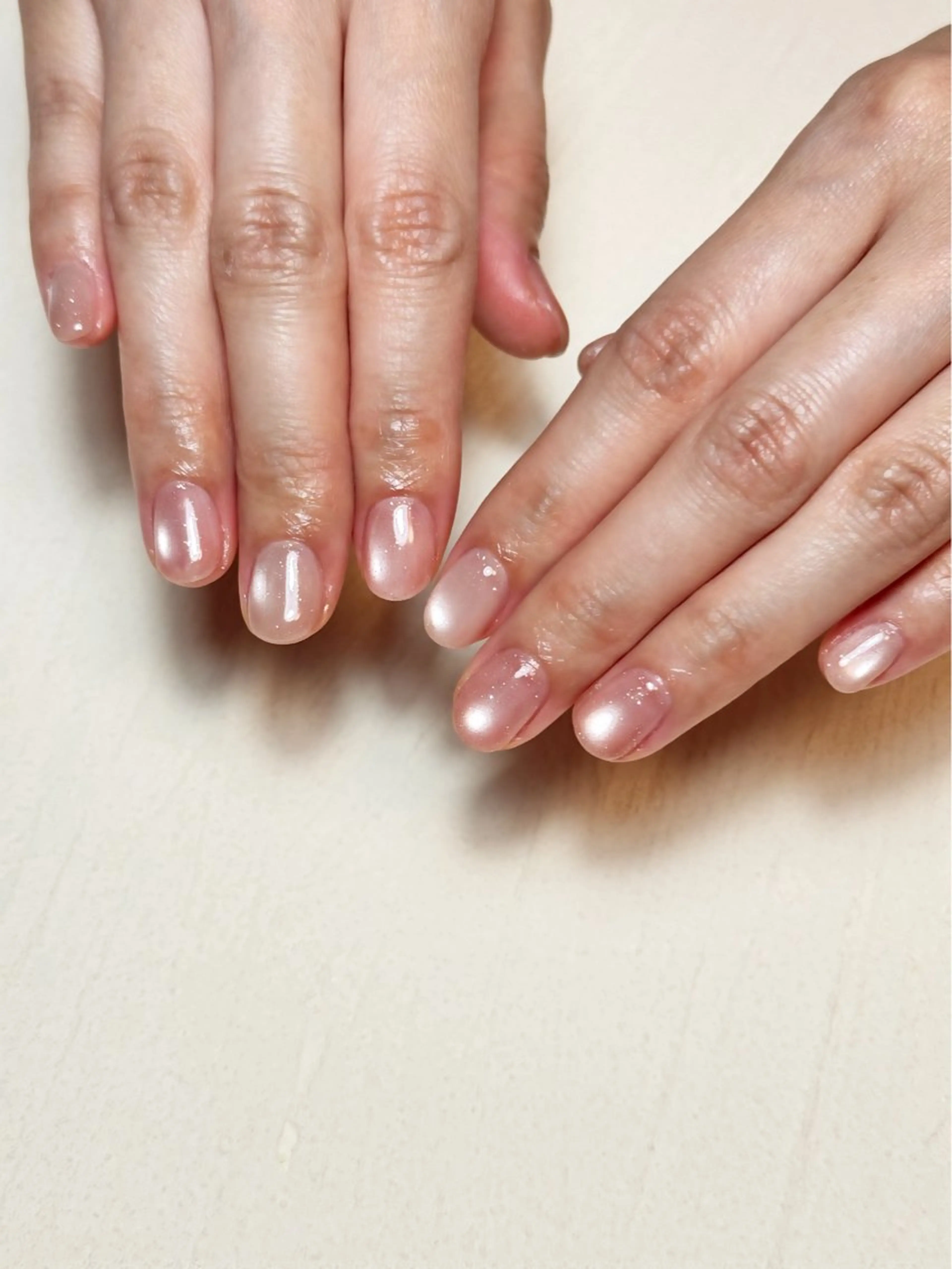 ネイル ハンドネイル Tiny Glowのネイルデザイン