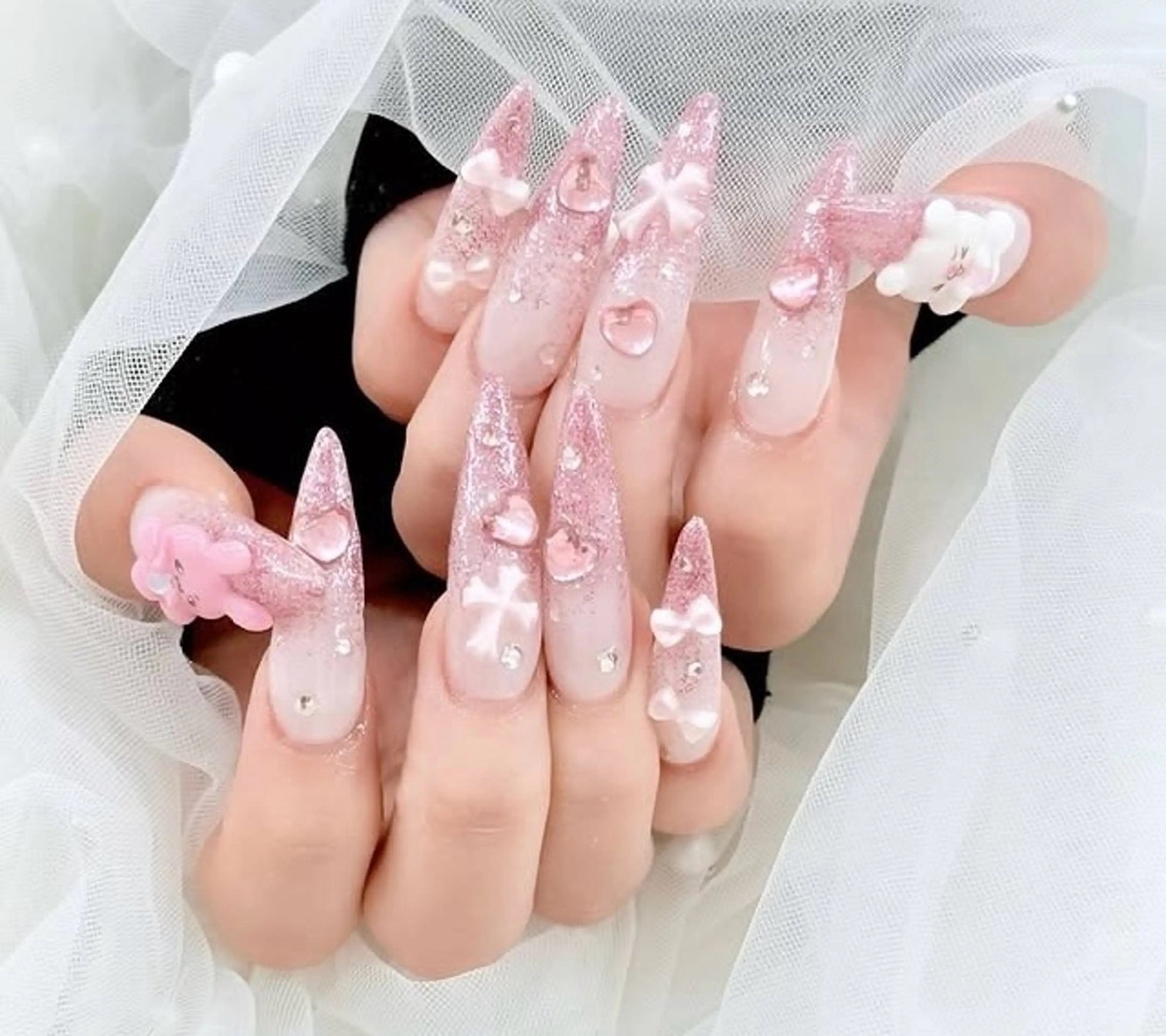 ネイル ハンドネイル LANA NAILのネイルデザイン