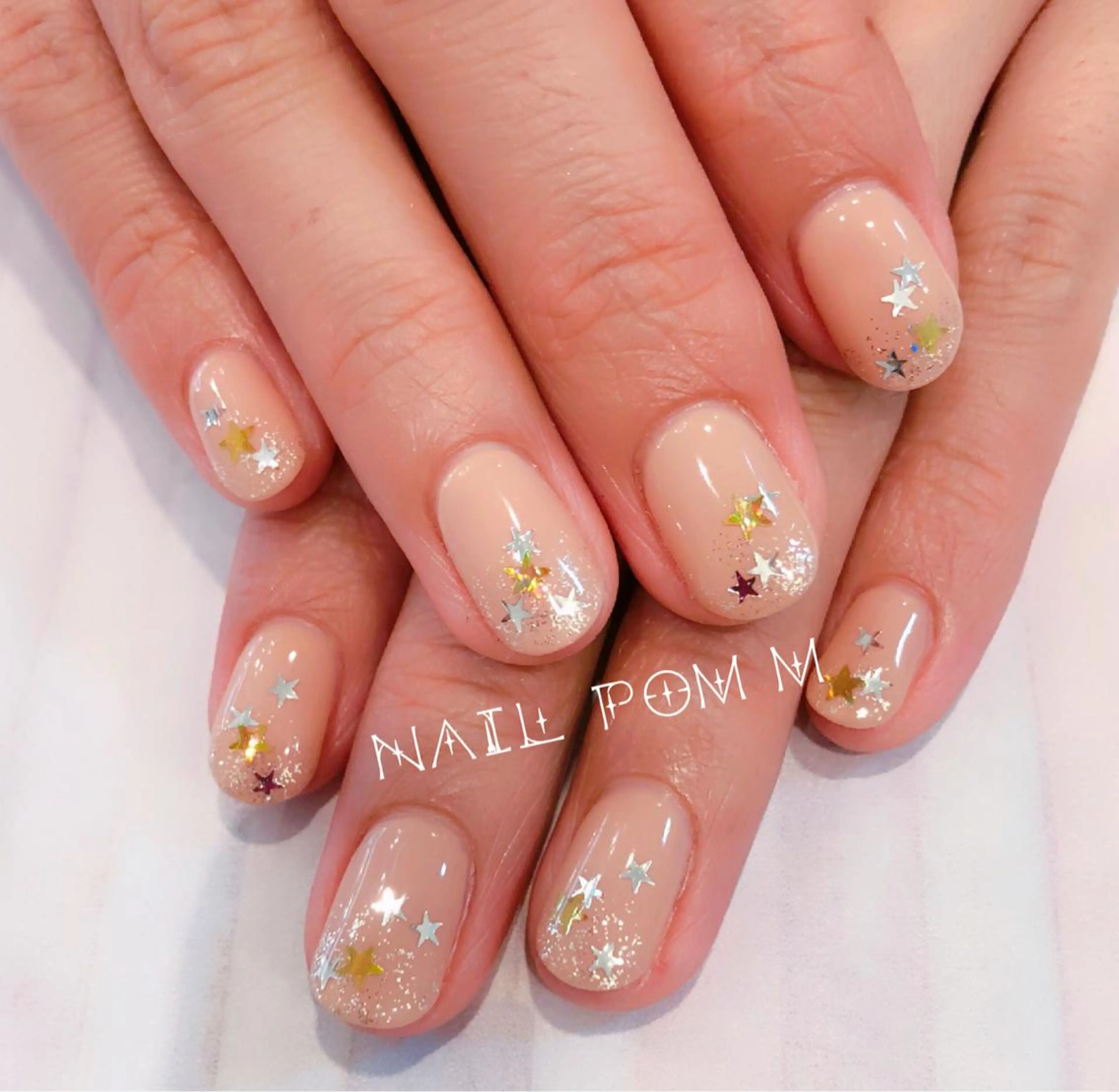ネイル ラメ(グリッター) ワンカラーネイル naiL pom.Mのネイルデザイン