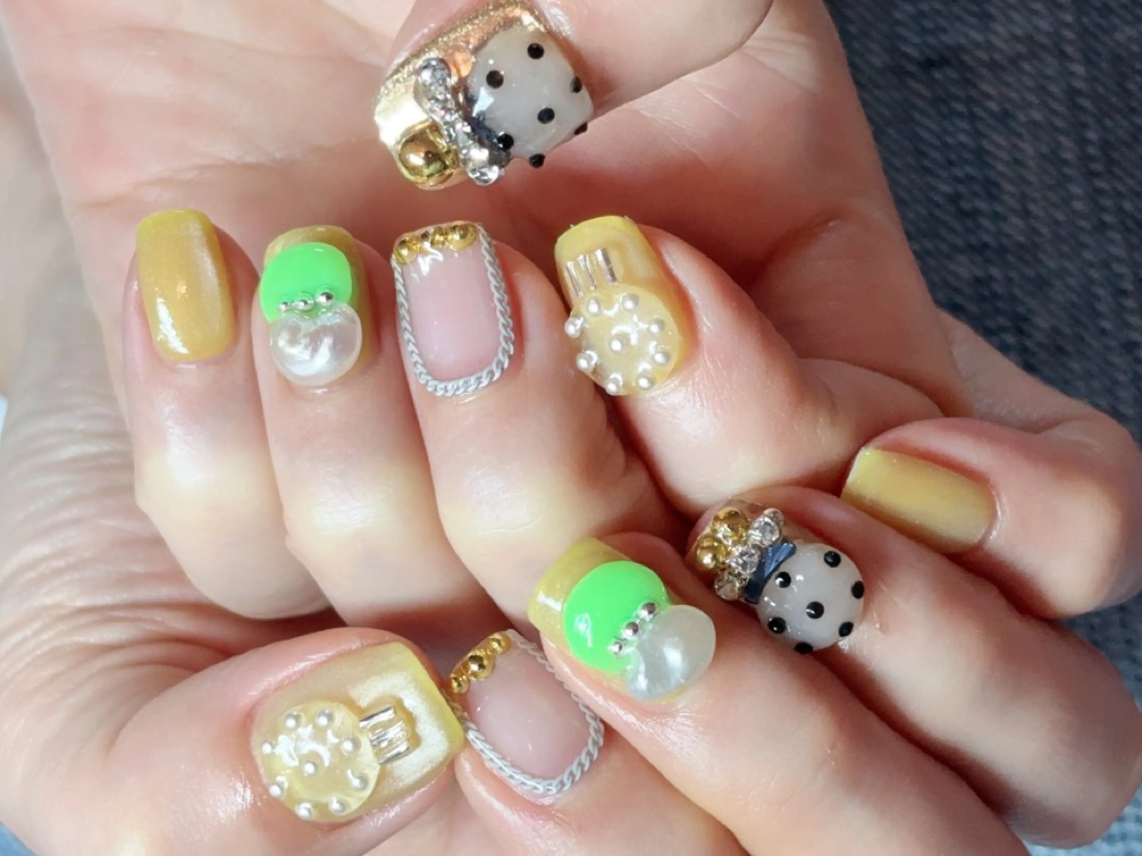 ネイル アートネイル ジェルネイル ハート 氷ネイル・うるうるネイル マグネットネイル ハンドネイル atelier la vita所属・lavita. mimuraのネイルデザイン