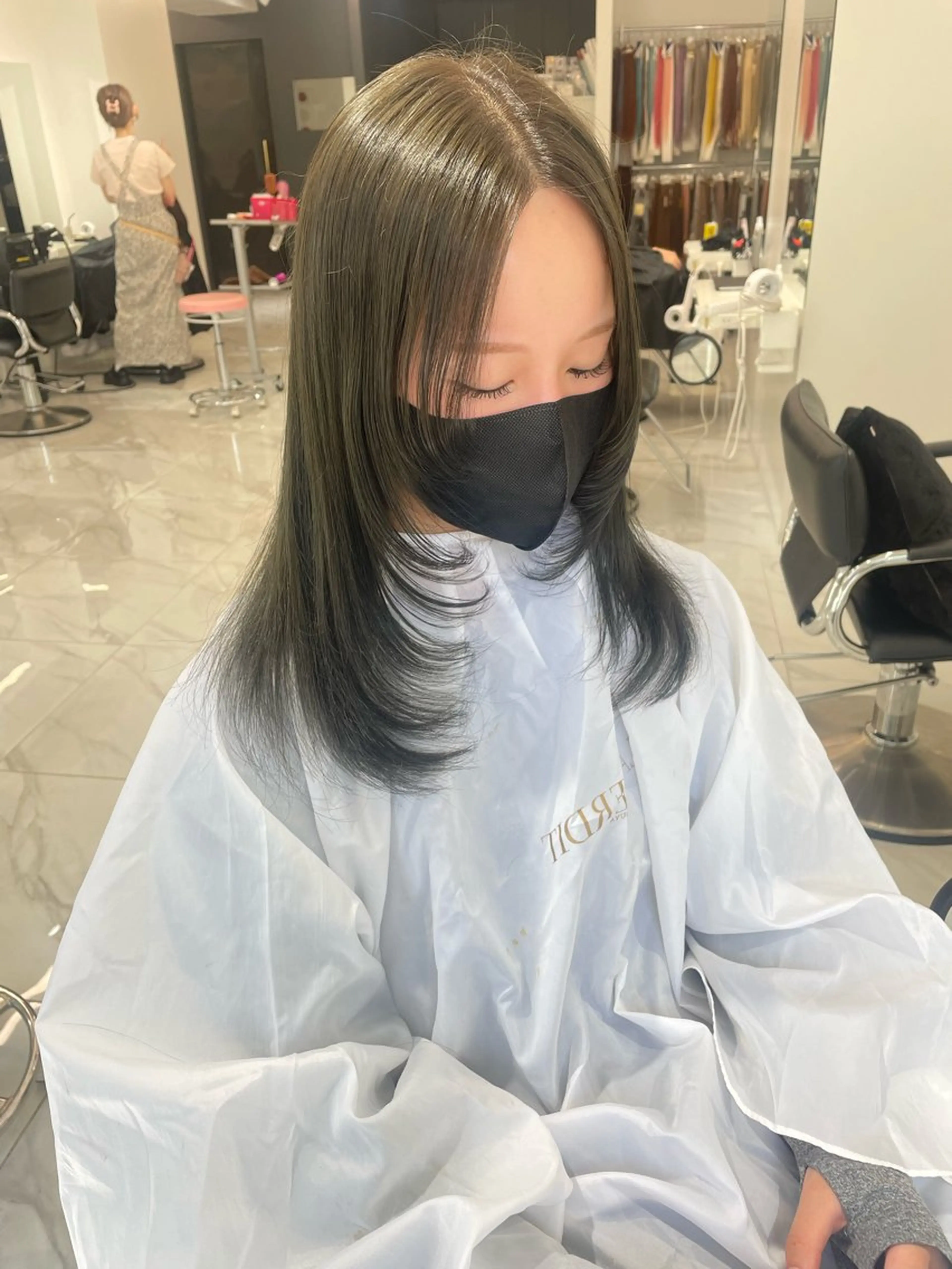 セミロング カラー 🩶大人韓国ヘア 渋谷/Satsukiのヘアスタイル