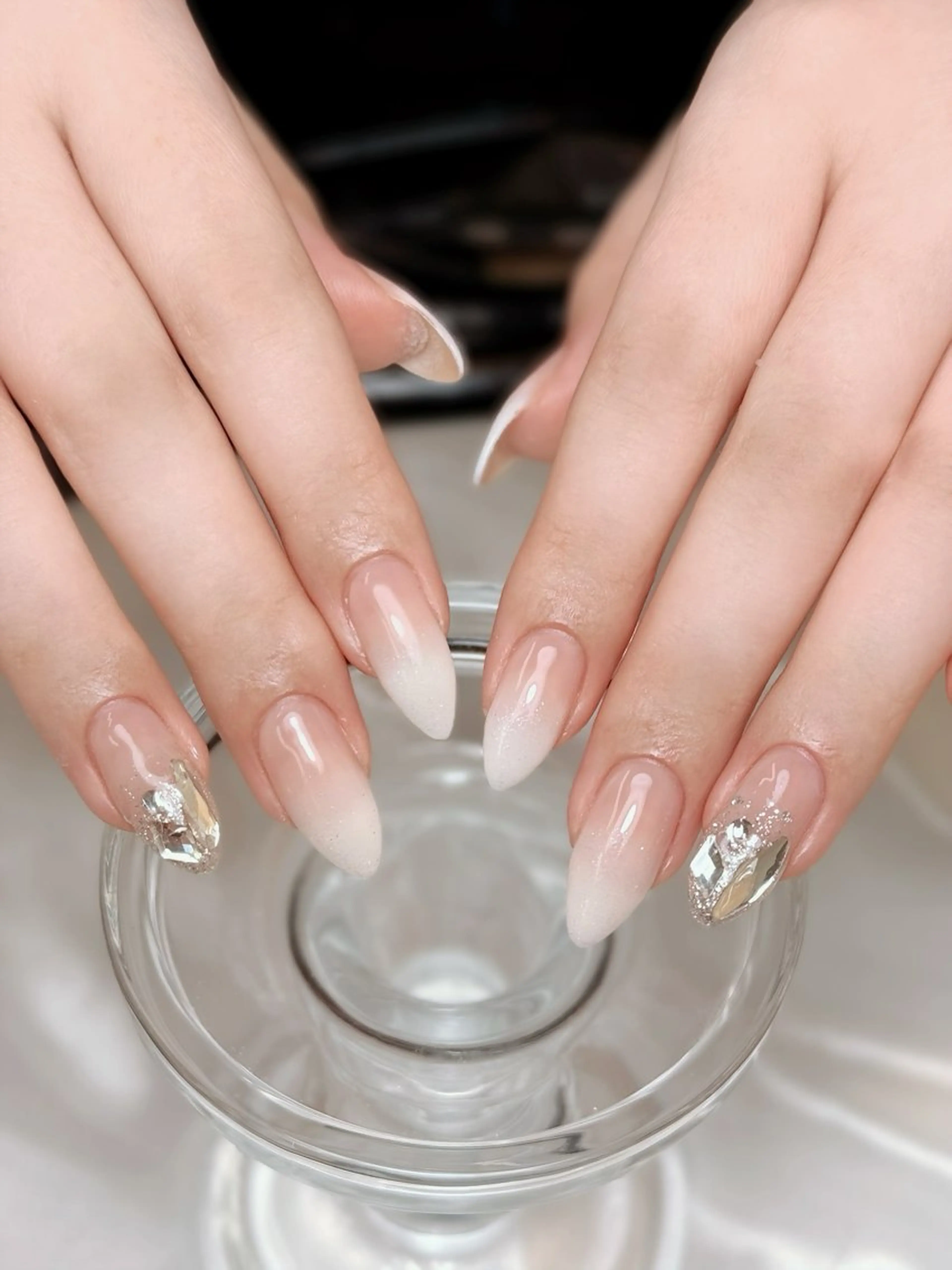 ネイル 韓国ネイル レース マグネットネイル シンプルネイル ワンホンネイル nail salon BON所属・nail salon BONはるのネイルデザイン