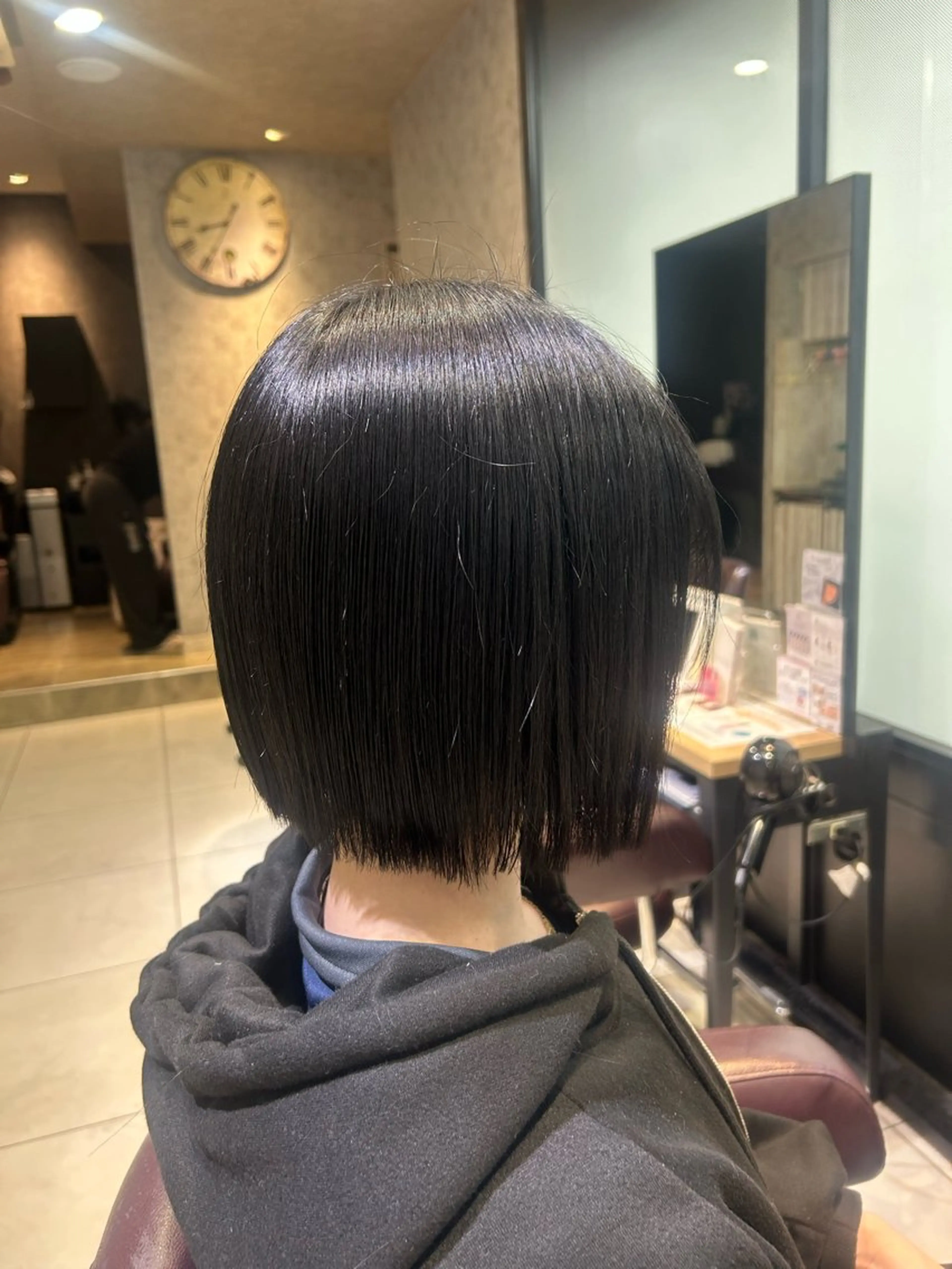 ショート 韓国風艶髪カラー× 束感まつ毛🎀miuのヘアスタイル