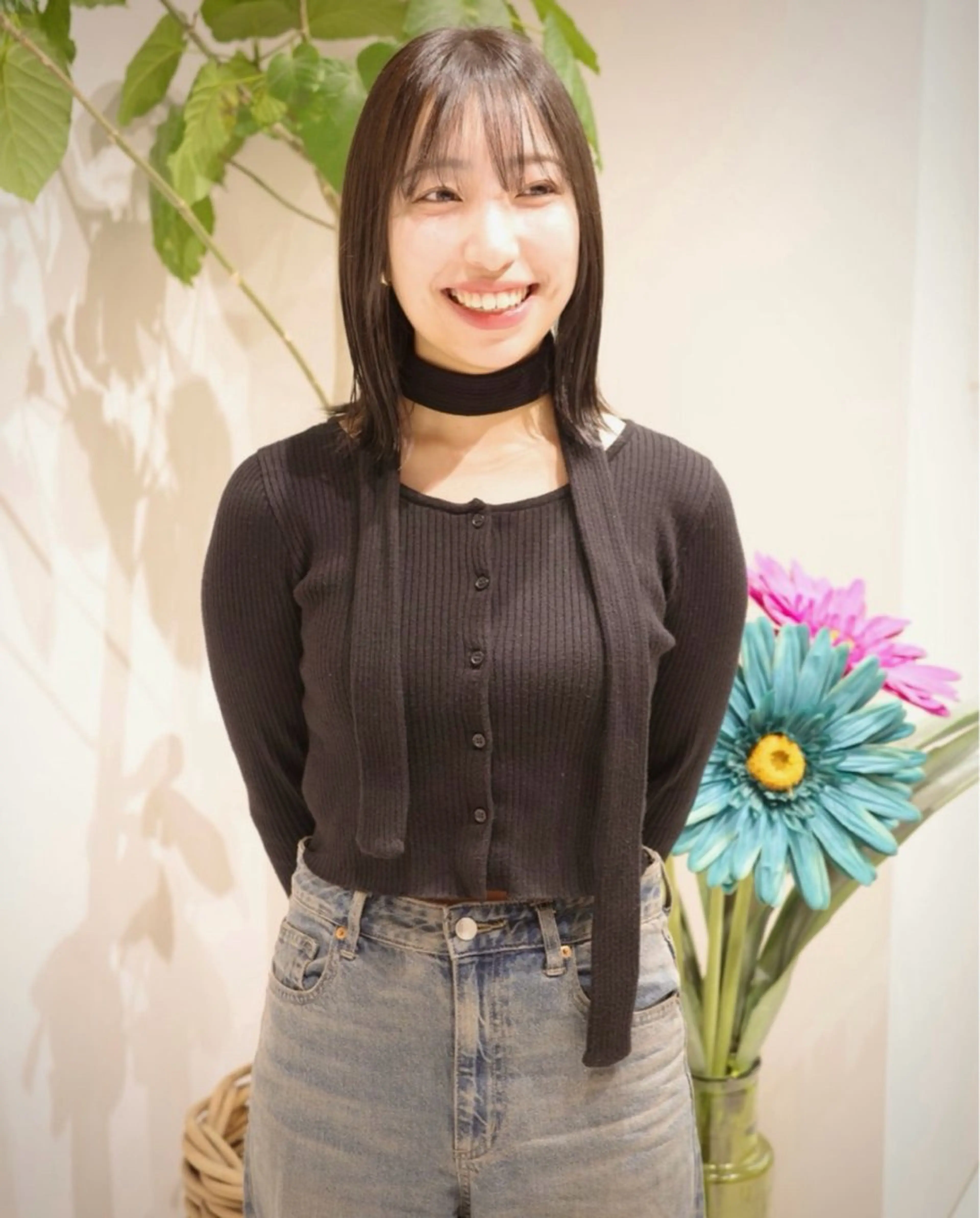 カラー 黒髪 ブルーカラー ブルーブラック ヘアカラー (h)wim kikoのヘアスタイル