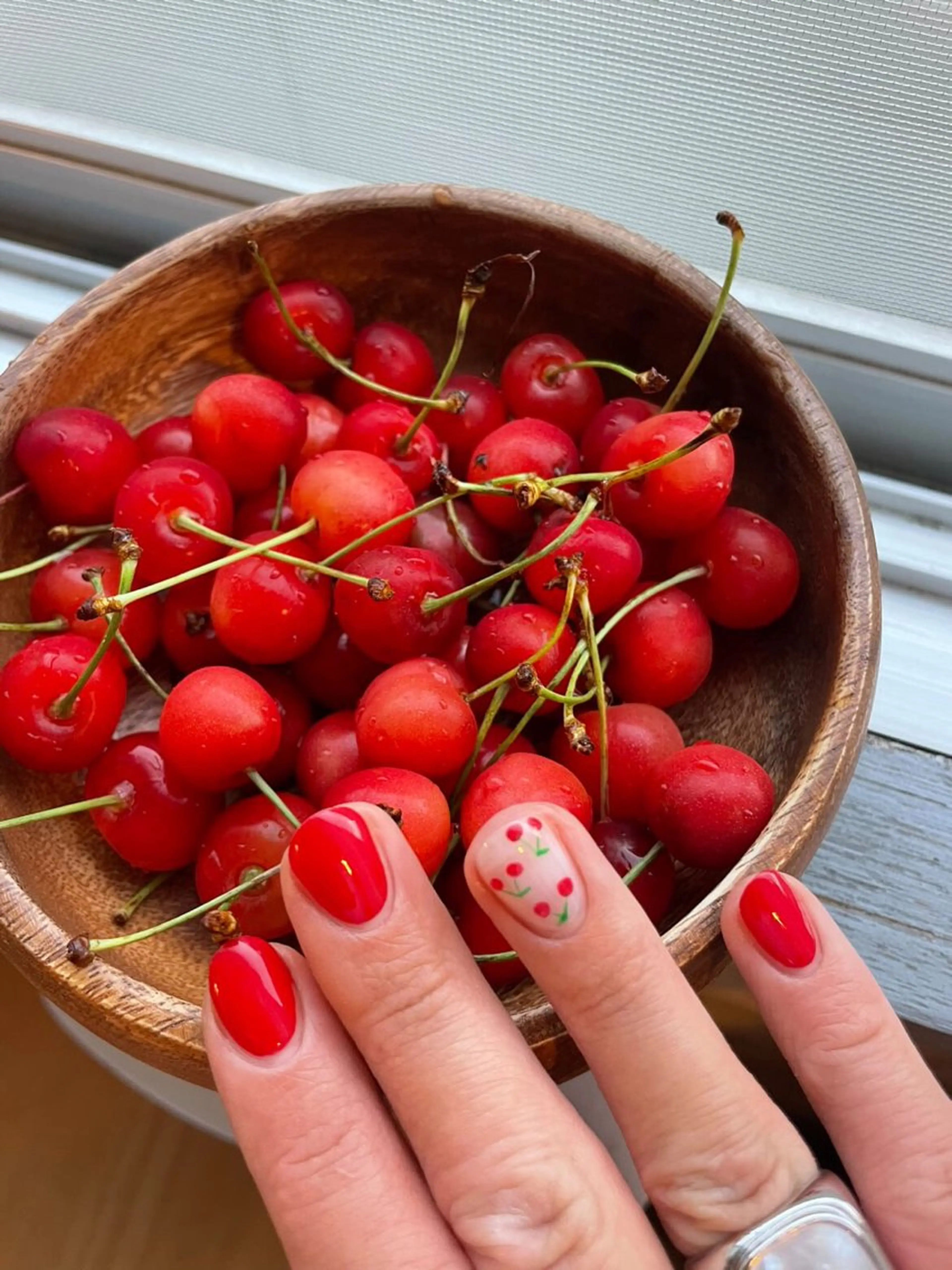 ネイル アートネイル ワンカラーネイル ハンドネイル mano nella manoのネイルデザイン