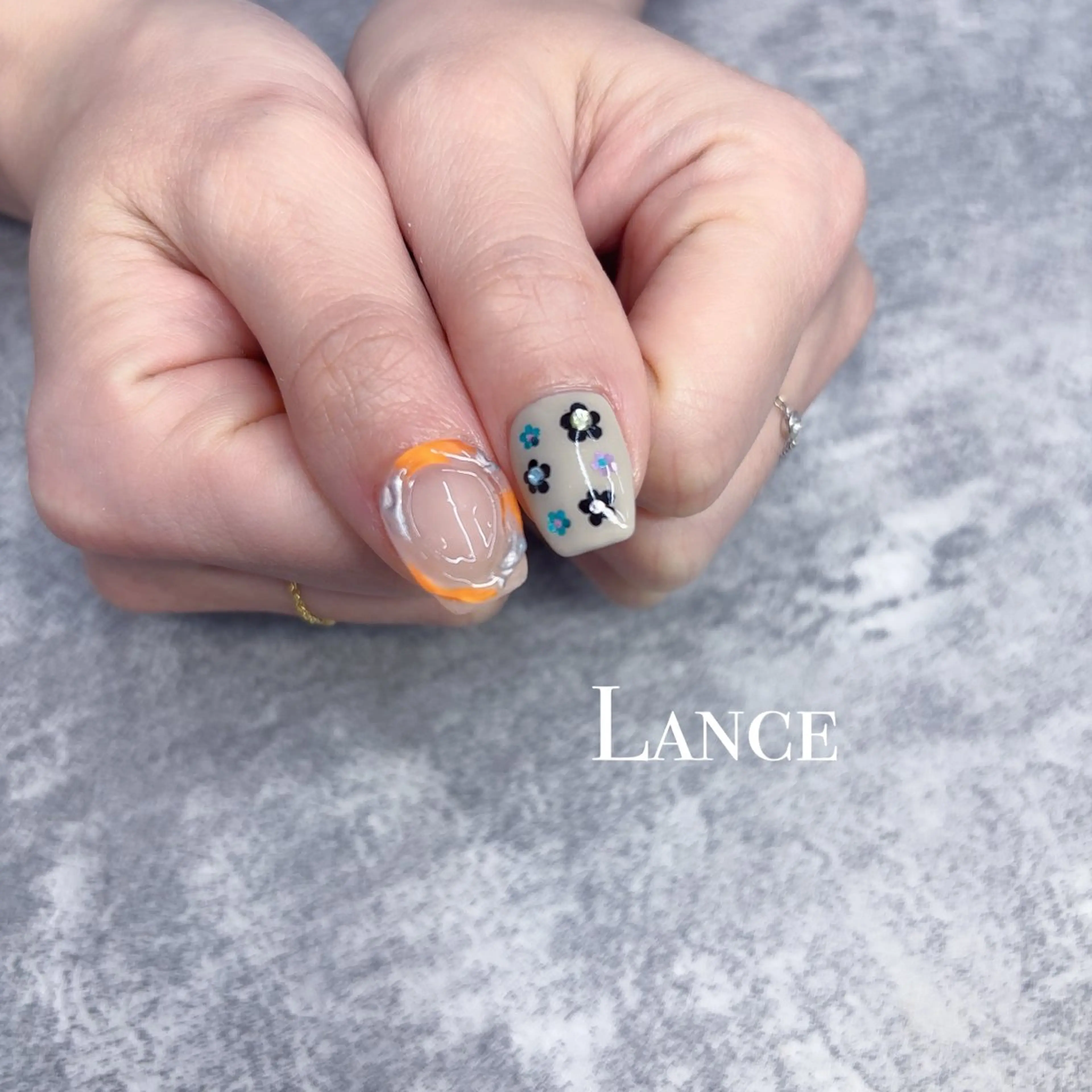 ネイル オーロラネイル フットネイル フレンチネイル ガラスフレンチ 氷ネイル・うるうるネイル ハンドネイル Lance nailのネイルデザイン