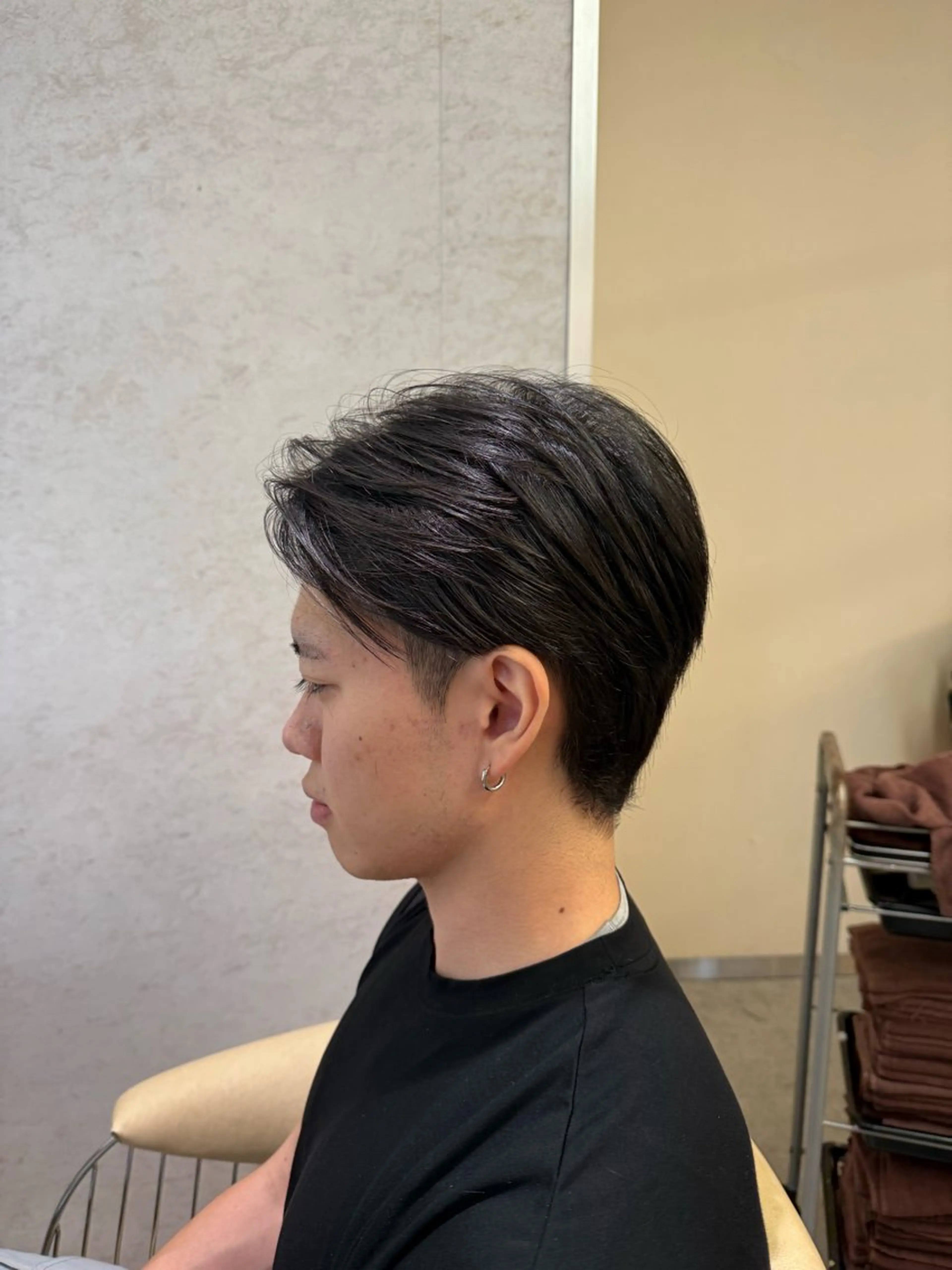メンズ センターパート 刈り上げ カット 🔥ユウト🔥メンズ 特化/赤み消しカラーのヘアスタイル