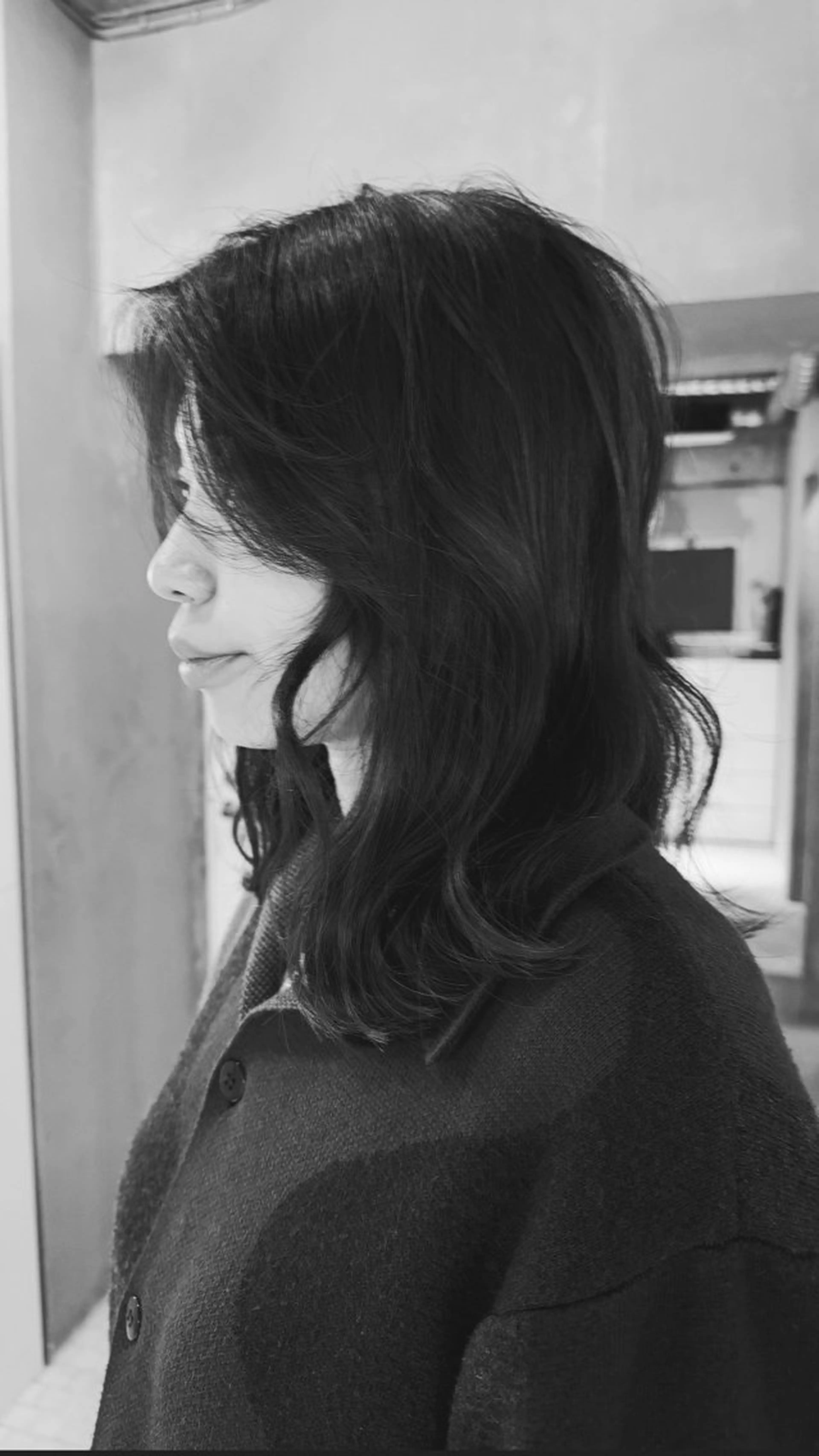 ミディアム 中野 こころのヘアスタイル