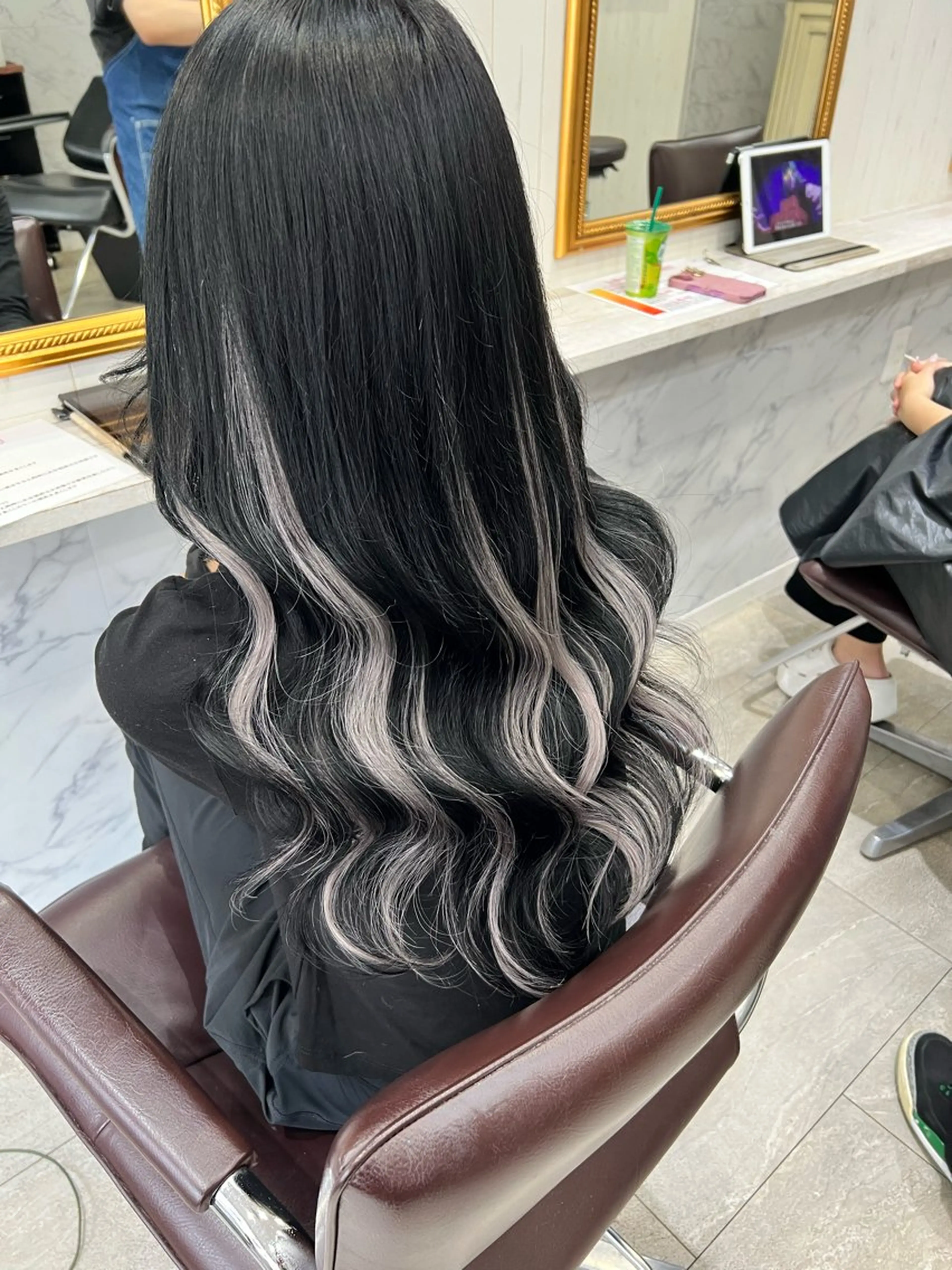 ロング カラー ハイライトカラー ハイトーンカラー ハイライト 心斎橋/エクステ /SEIYAのヘアスタイル