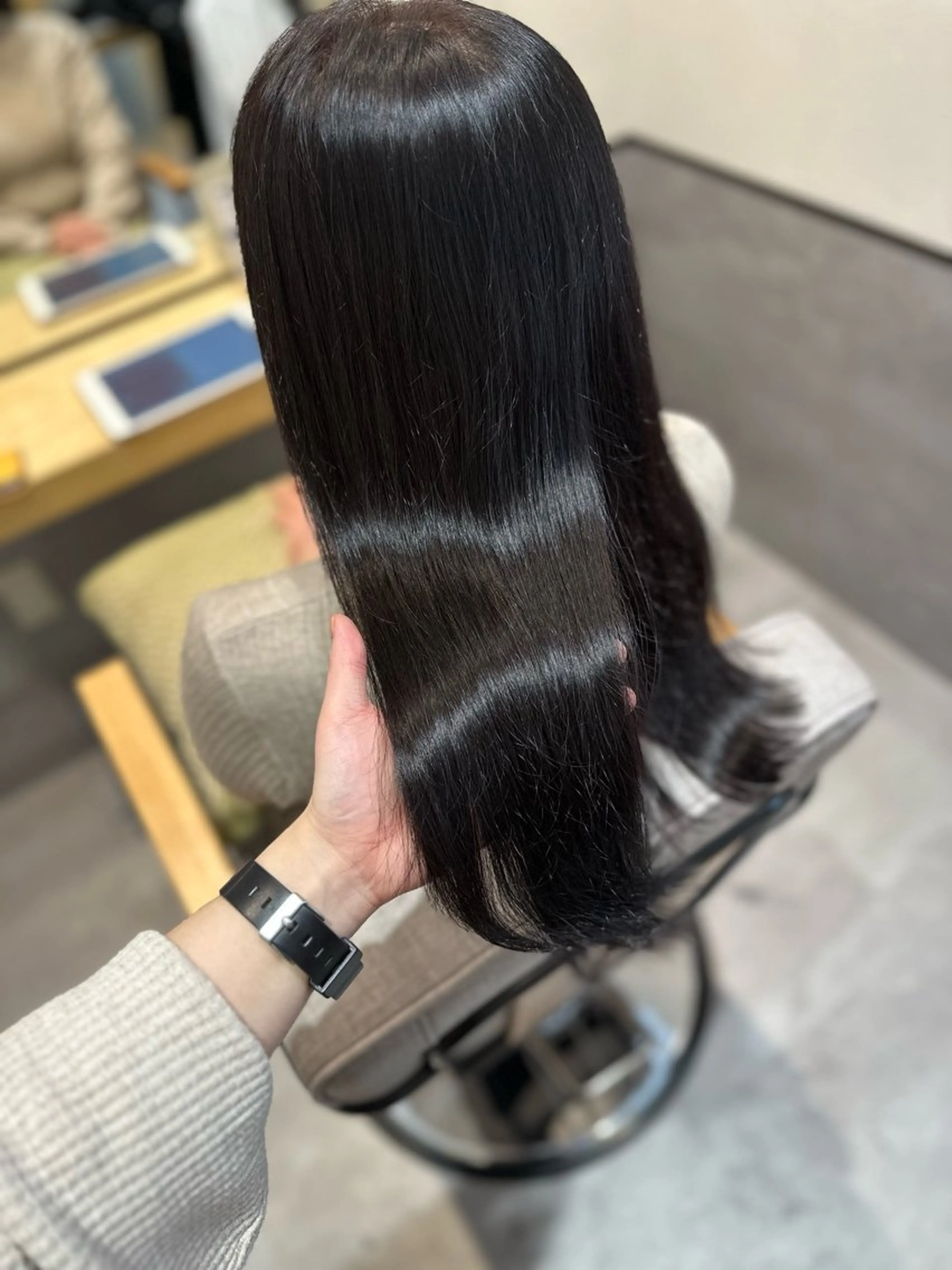 ロング ヘアカラー トリートメント やまぐち あやみのヘアスタイル