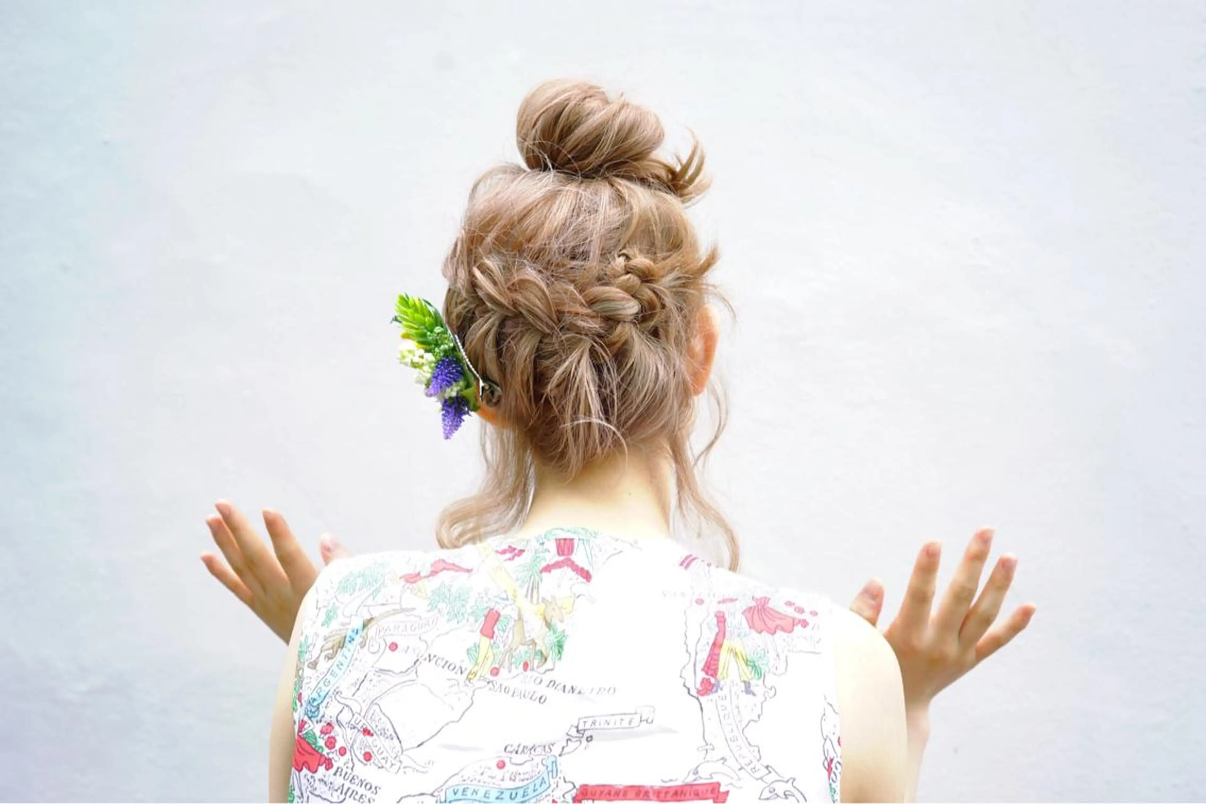 ミディアム セミロング ヘアアレンジ WHOLE所属・花井 啓好のヘアスタイル