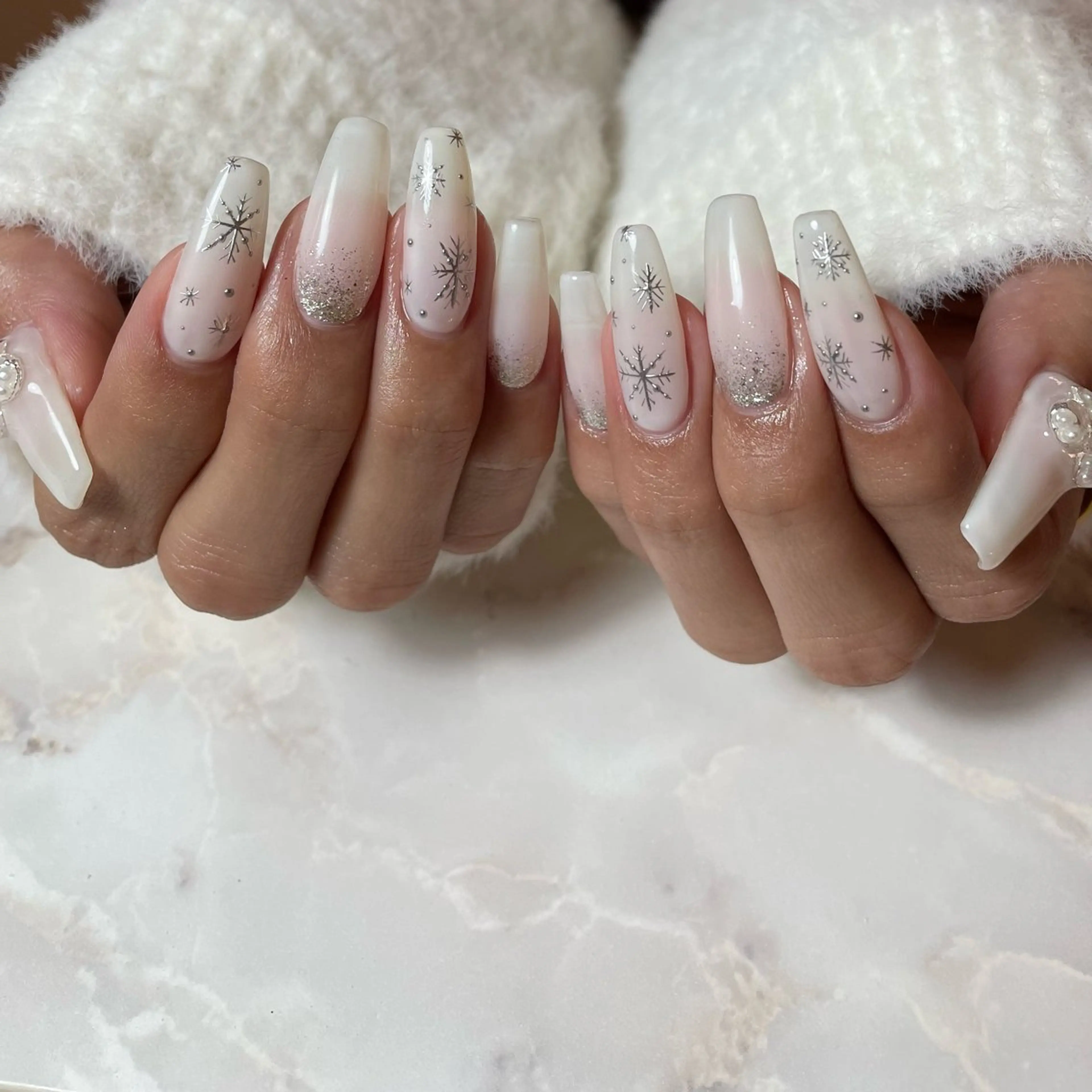 ネイル Ami 🦥のネイルデザイン