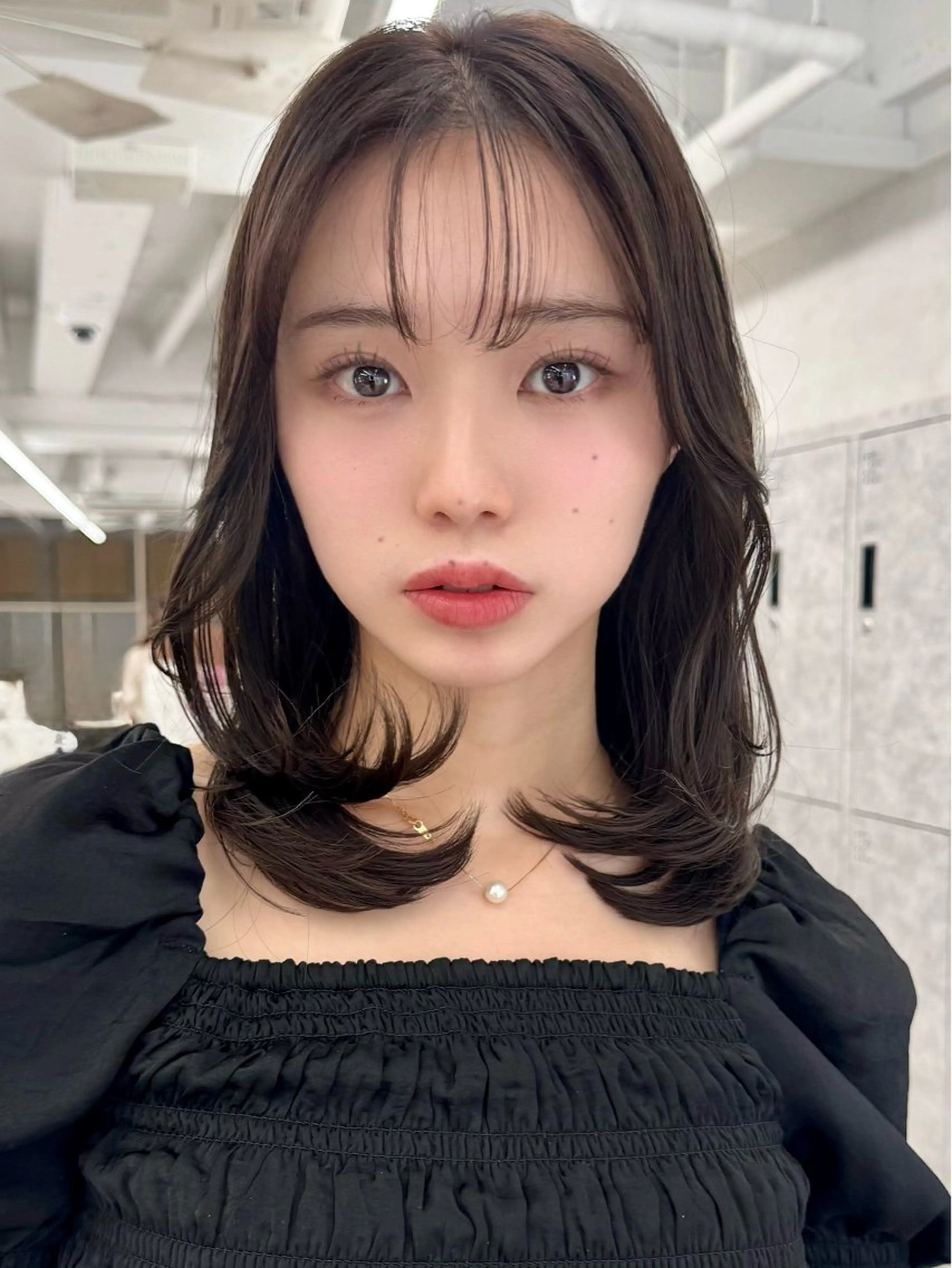 セミロング 三鷹で1番ショート ボブをカットする新谷のヘアスタイル