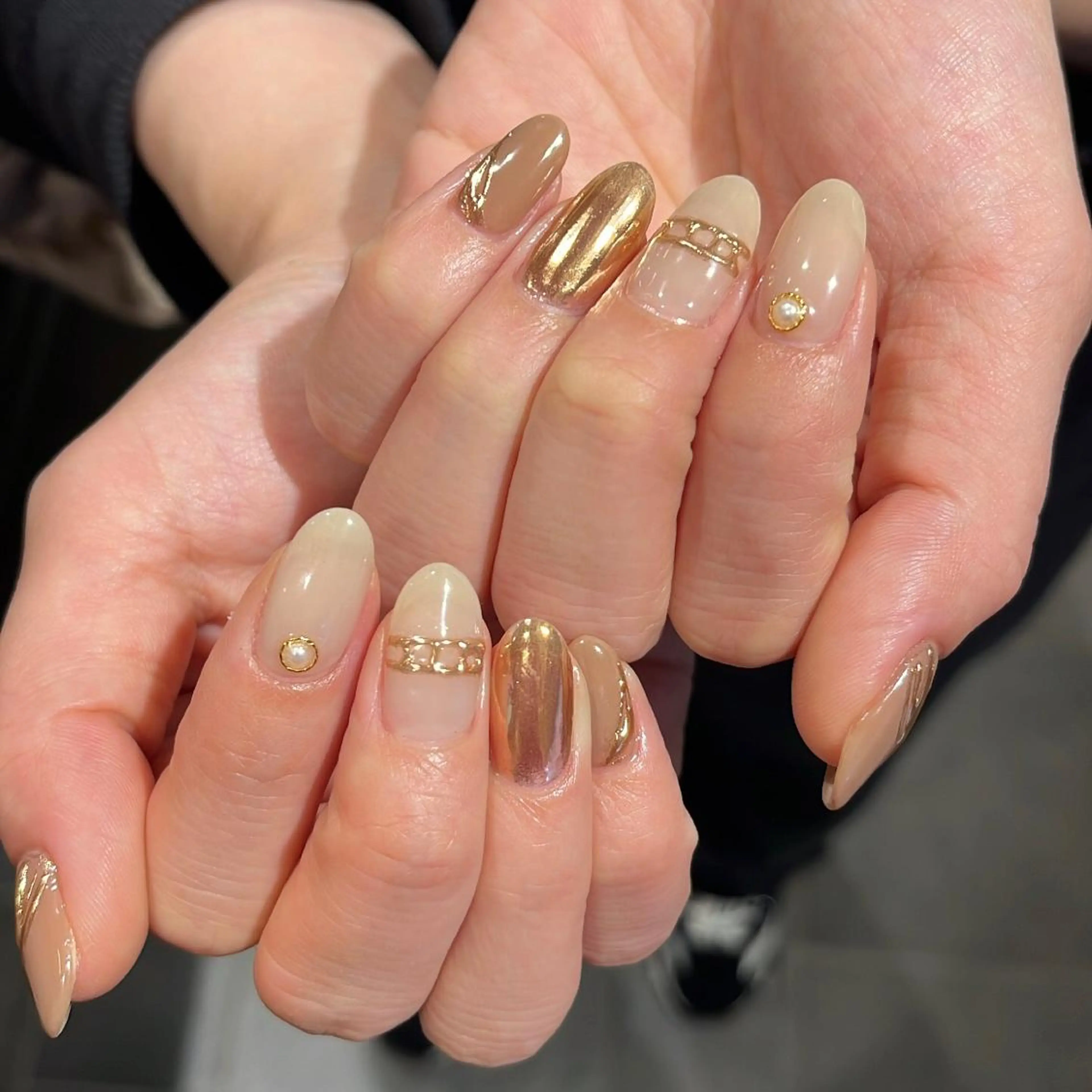 ネイル 鈴木 里奈のネイルデザイン