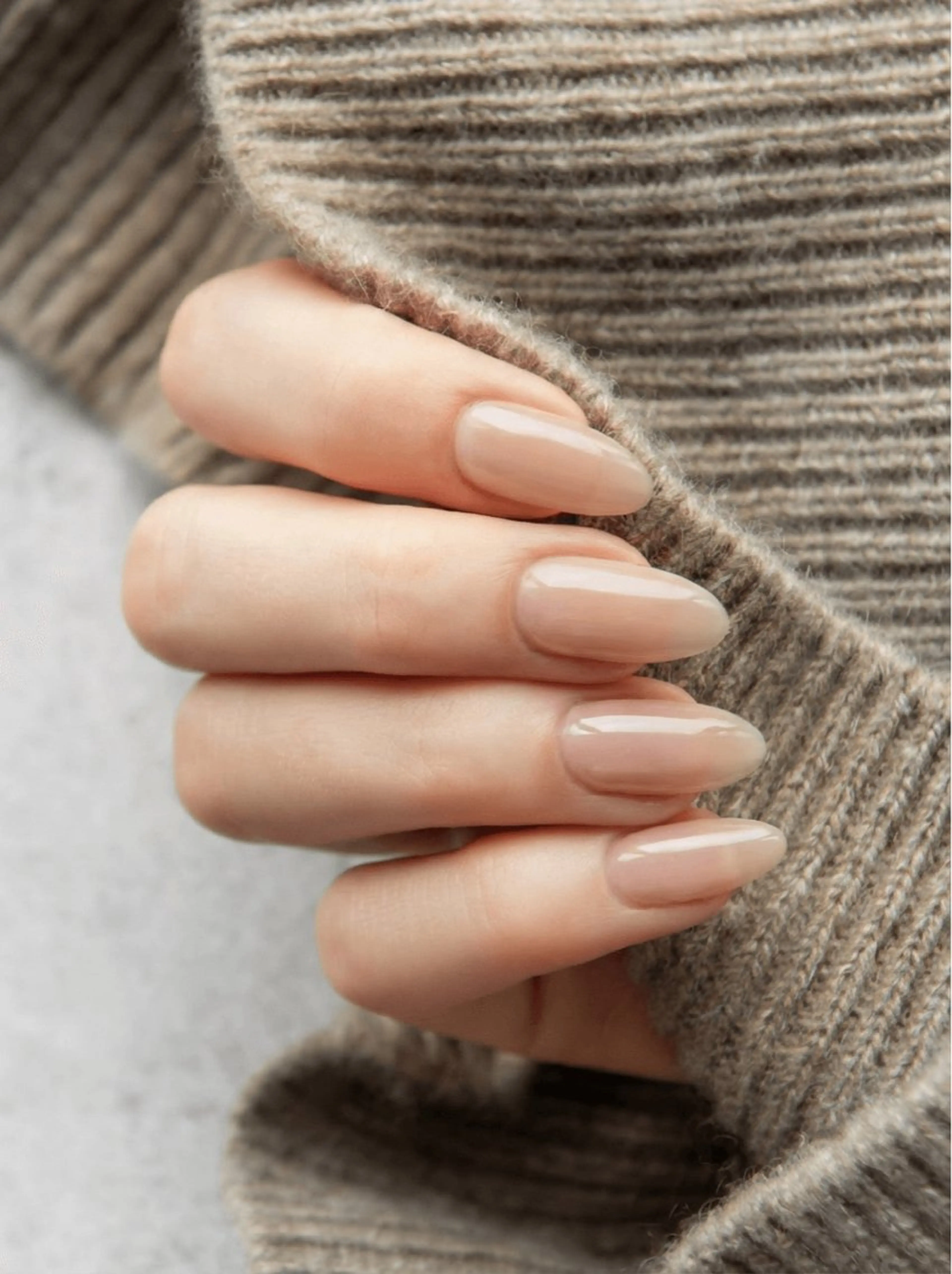 【初回オフ無料】　ワンカラー/ラメグラティーションの写真