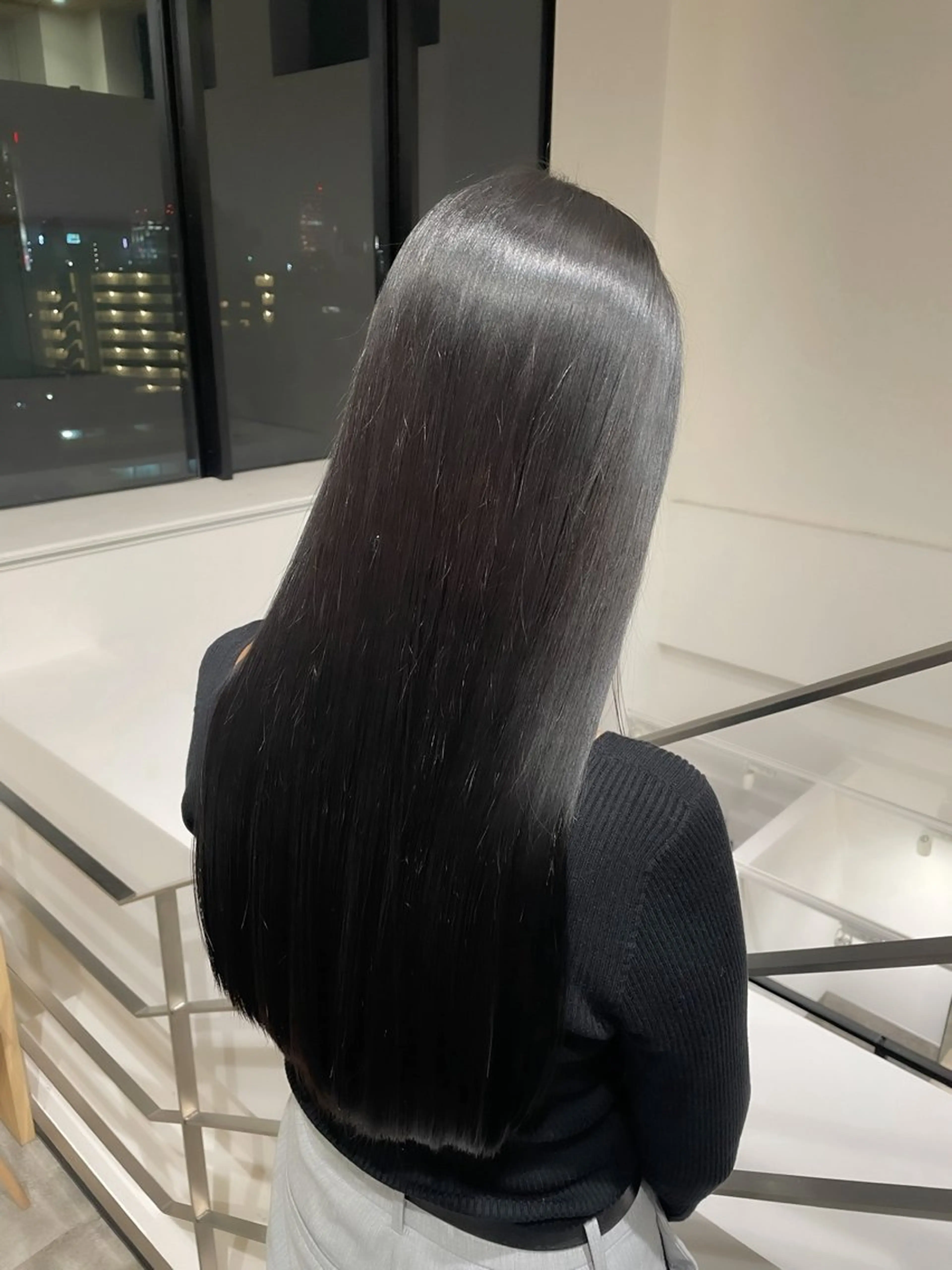 ロング カラー ヘアアレンジ カット 縮毛矯正 トリートメント ミニボブ/ブリーチ 🌈MISATOのヘアスタイル