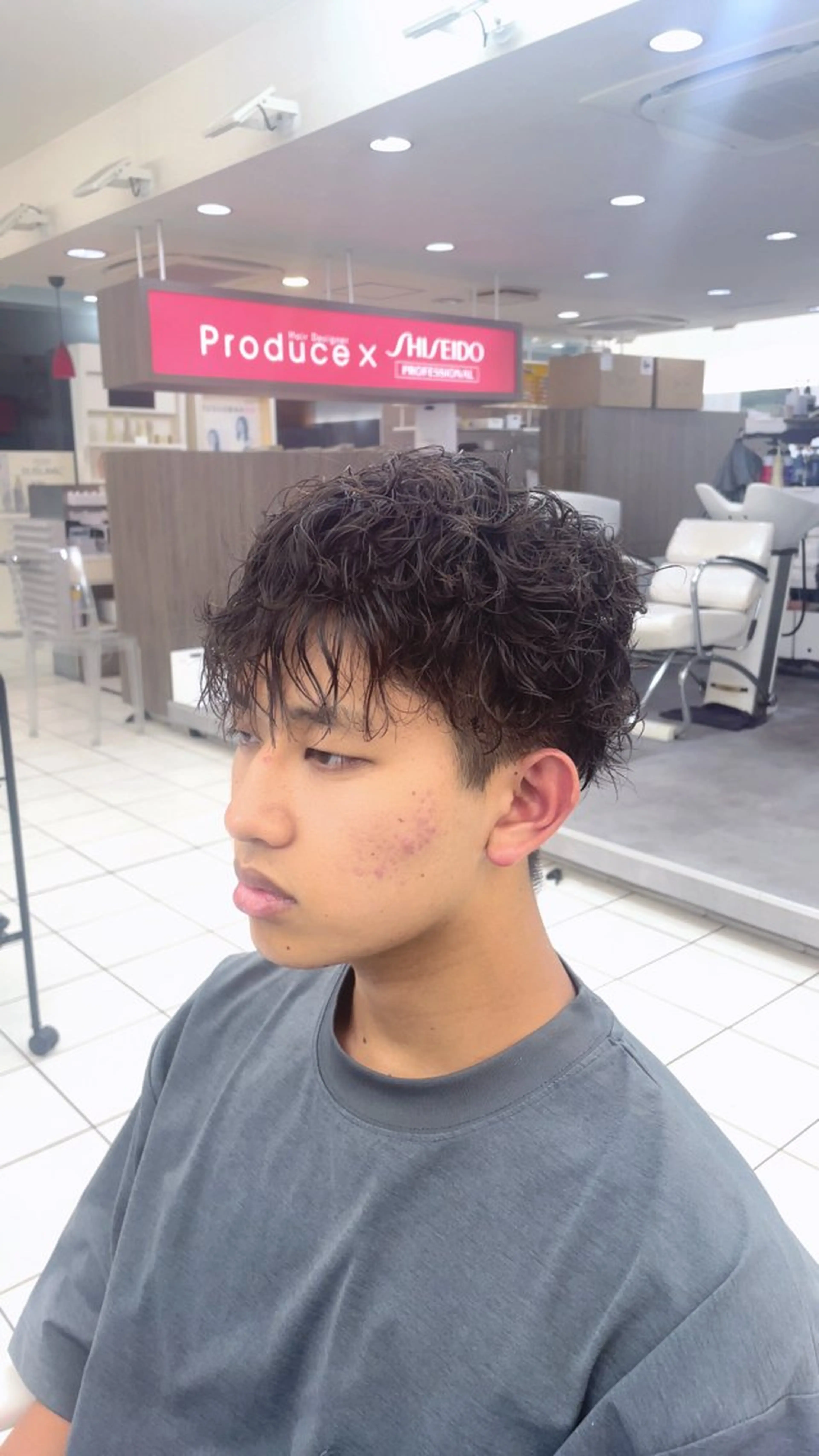 パーマ カット パーマ 成瀬スパイラル パーマ清水大隼のヘアスタイル