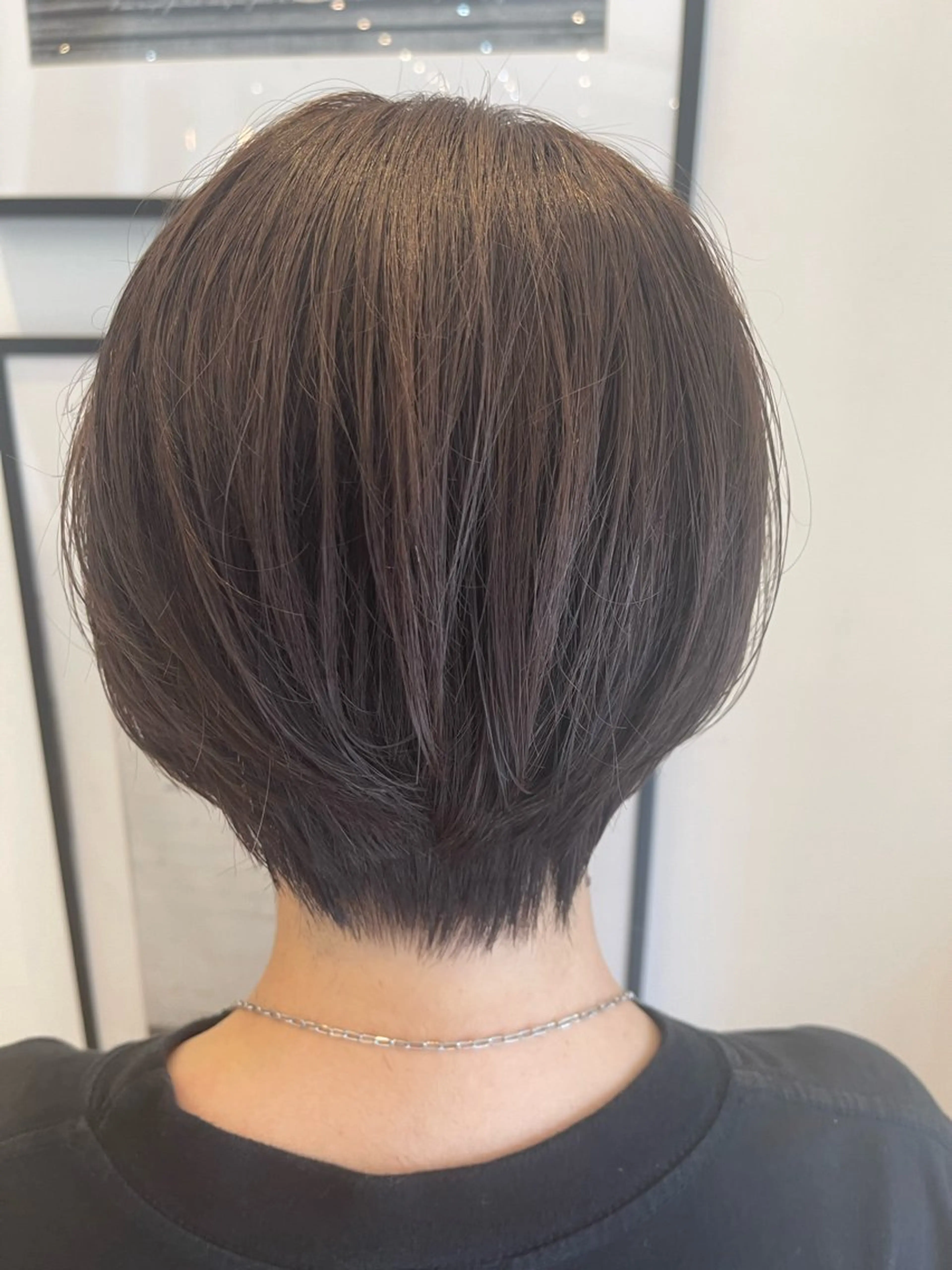 ショート カラー 塚本 昂のヘアスタイル
