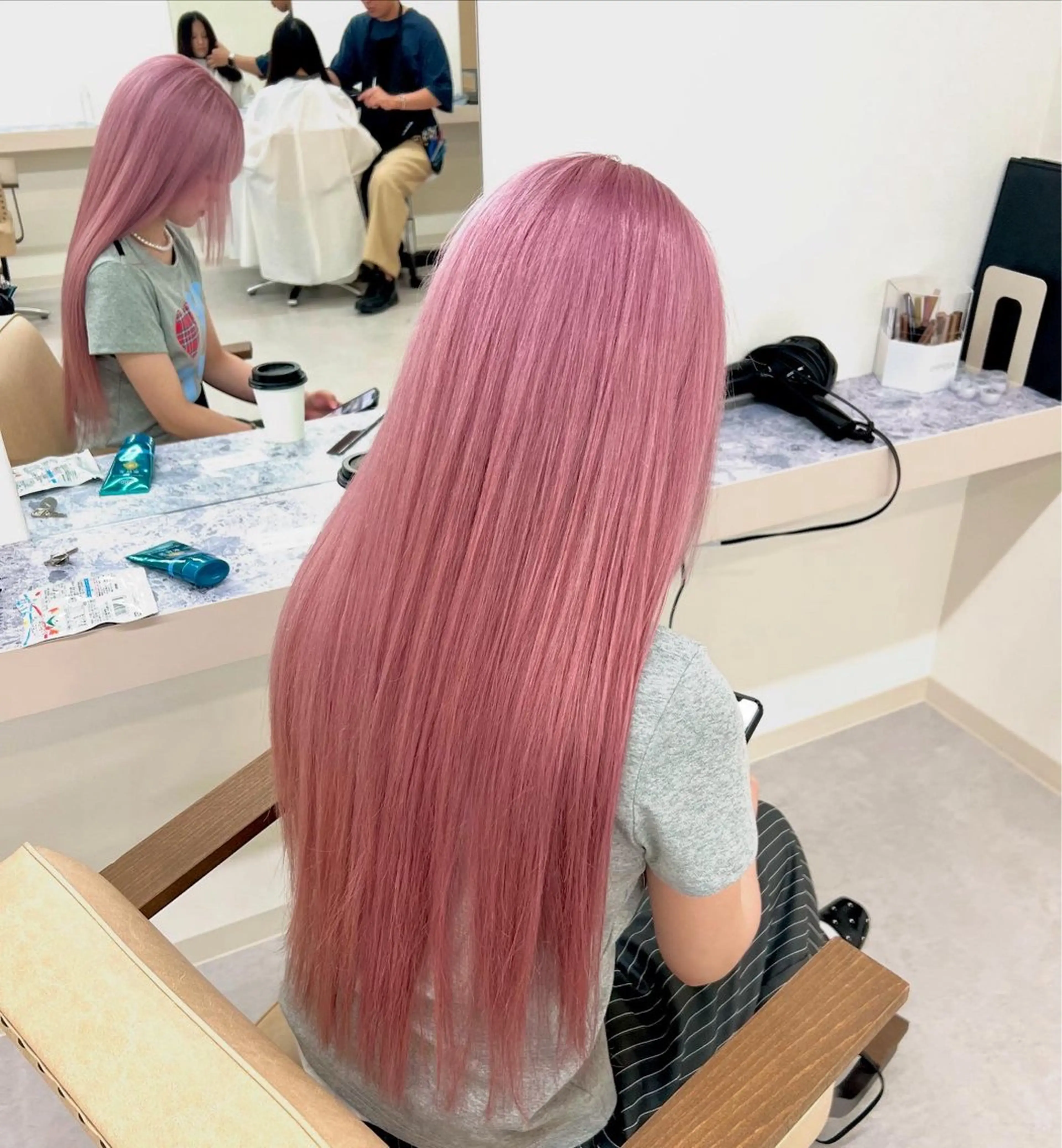 ロング カラー ブリーチ ケアブリーチ ピンクカラー ヘアカラー ブリーチカラー🦋‪ 田中さくらのヘアスタイル