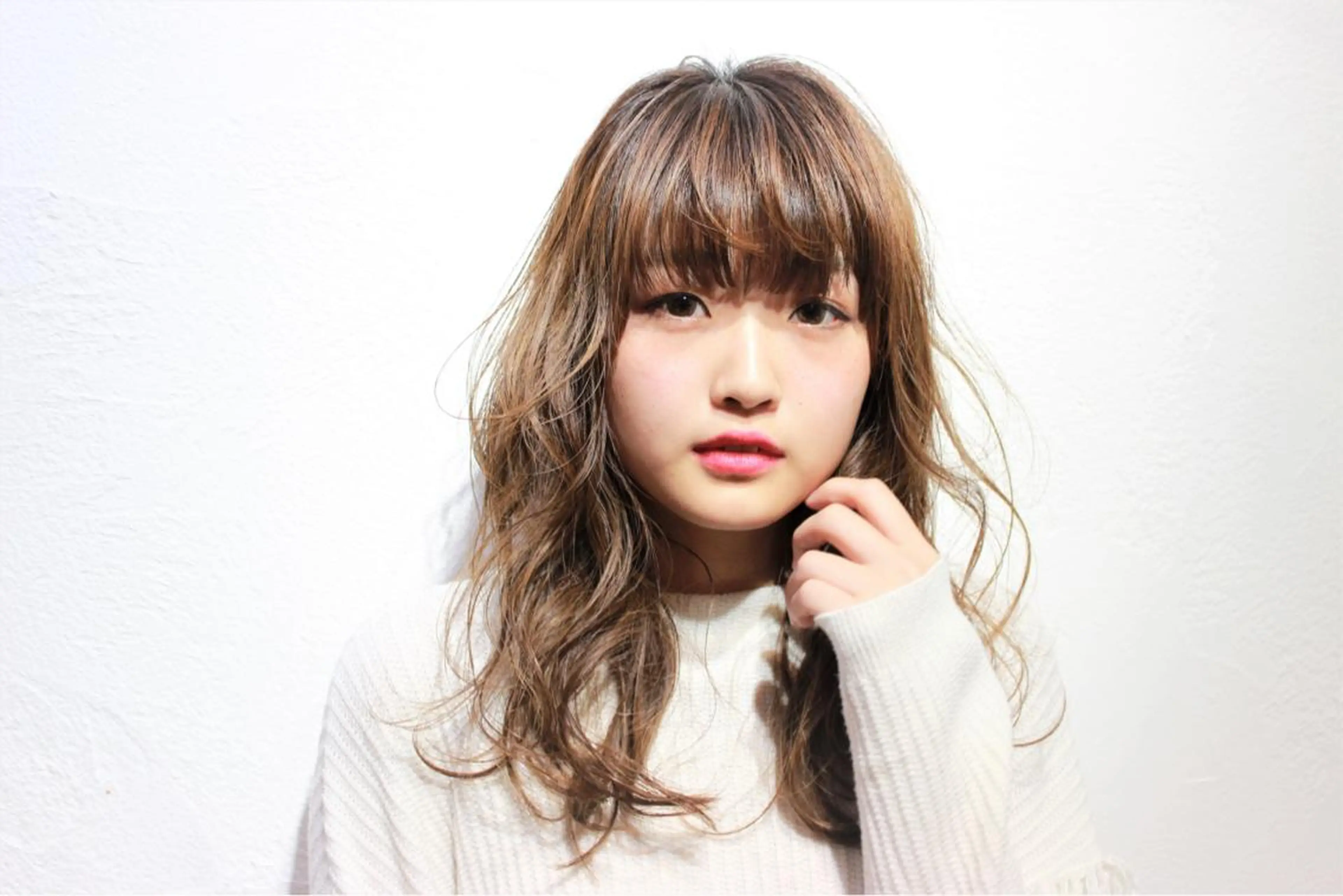 ミディアム アッシュ カット ヘアカラー トリートメント 所渉/韓国レイヤー /ウルフカットのヘアスタイル