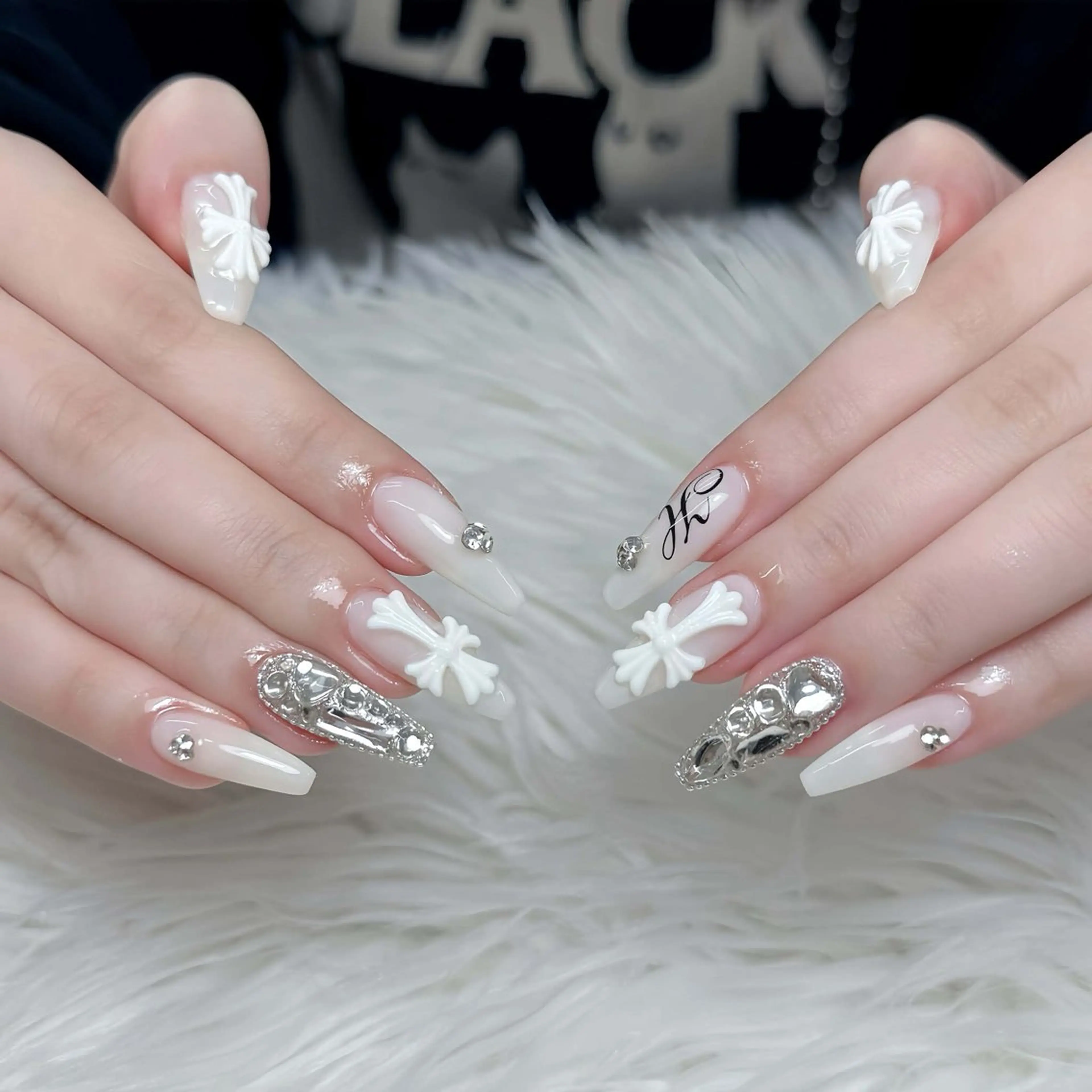 ネイル ハンドネイル ハンドケア いちご ちゃんのネイルデザイン