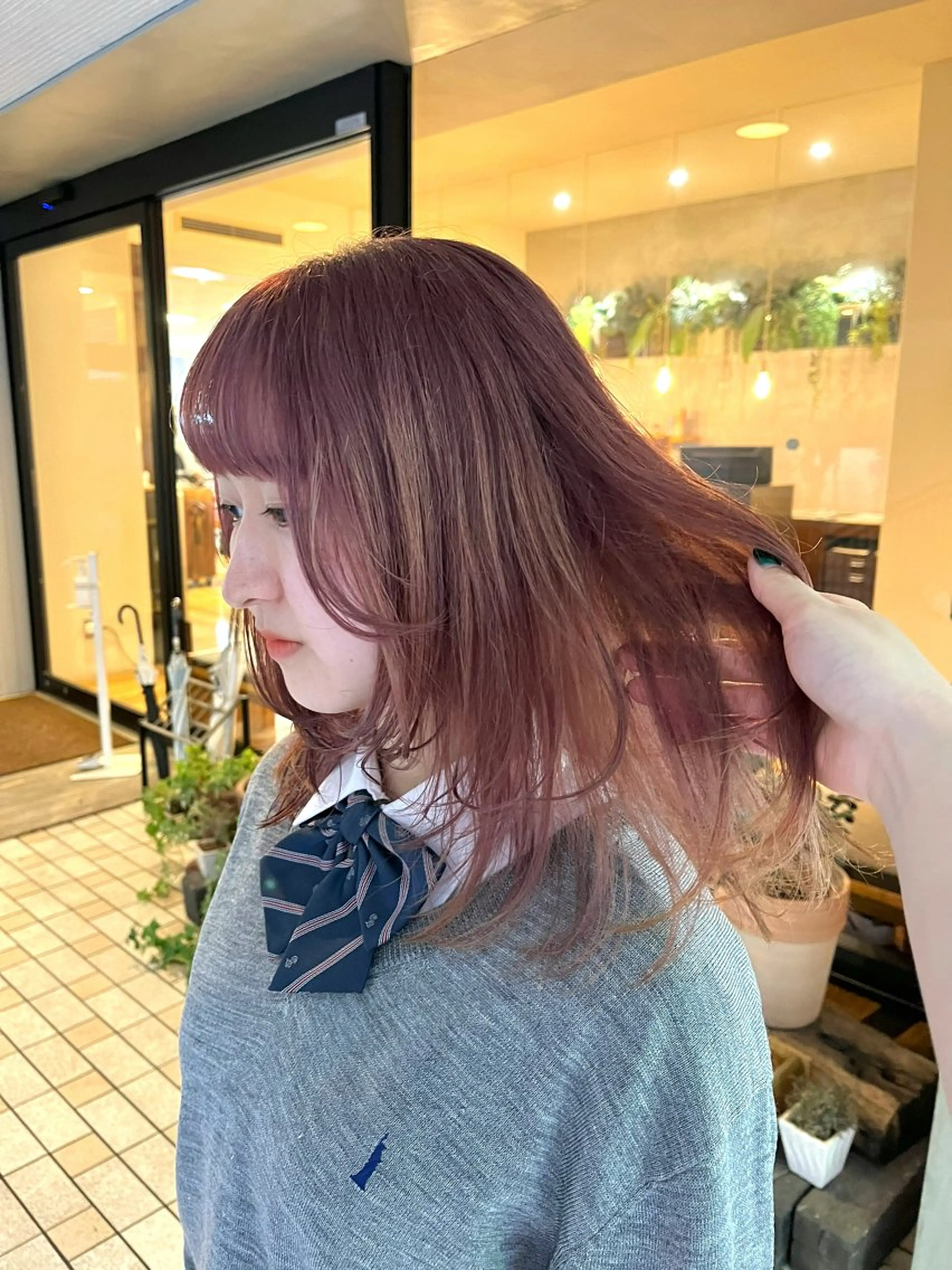 セミロング 田中 結月のヘアスタイル