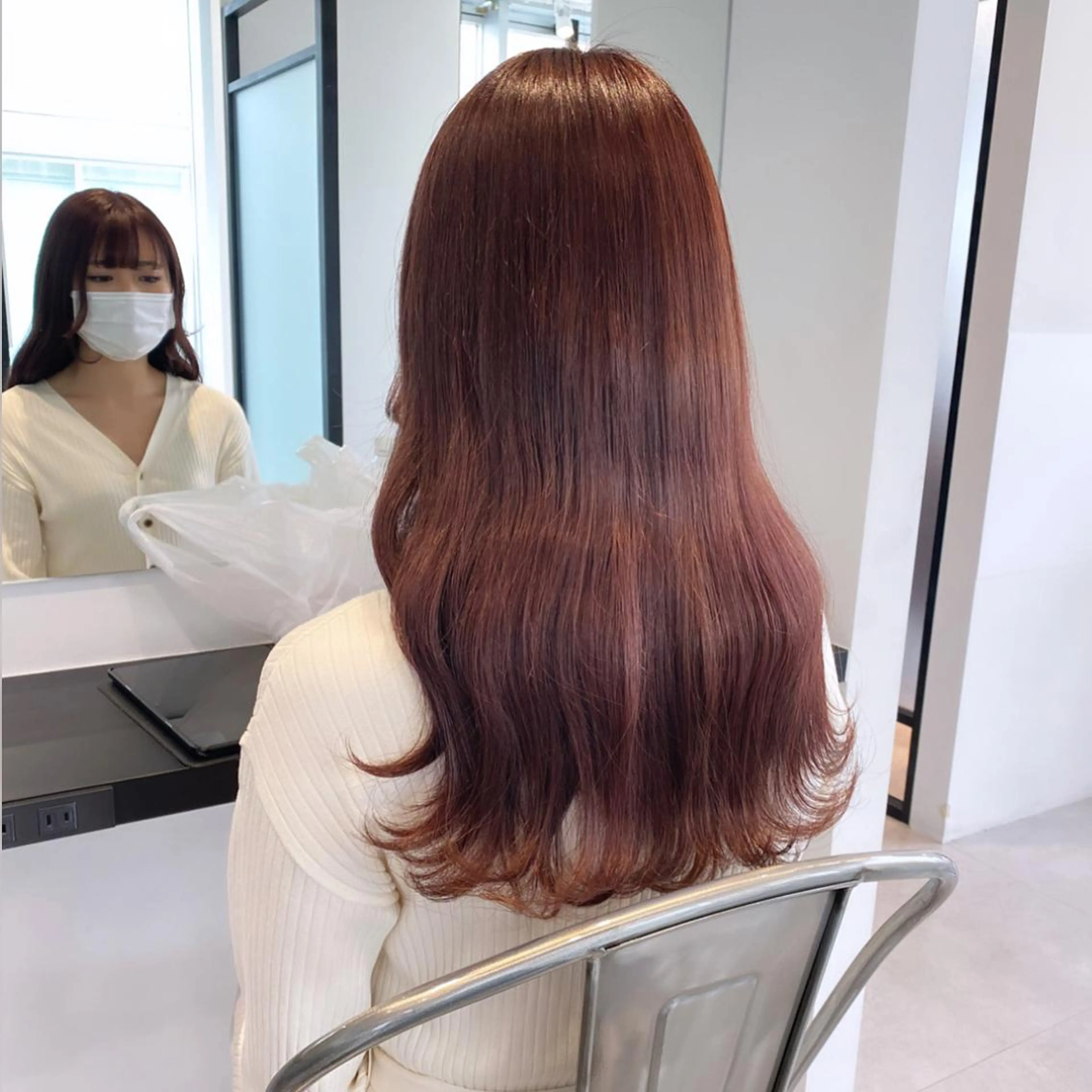 セミロング カラー ヘアカラー マンツーマン半個室 tamuraのヘアスタイル