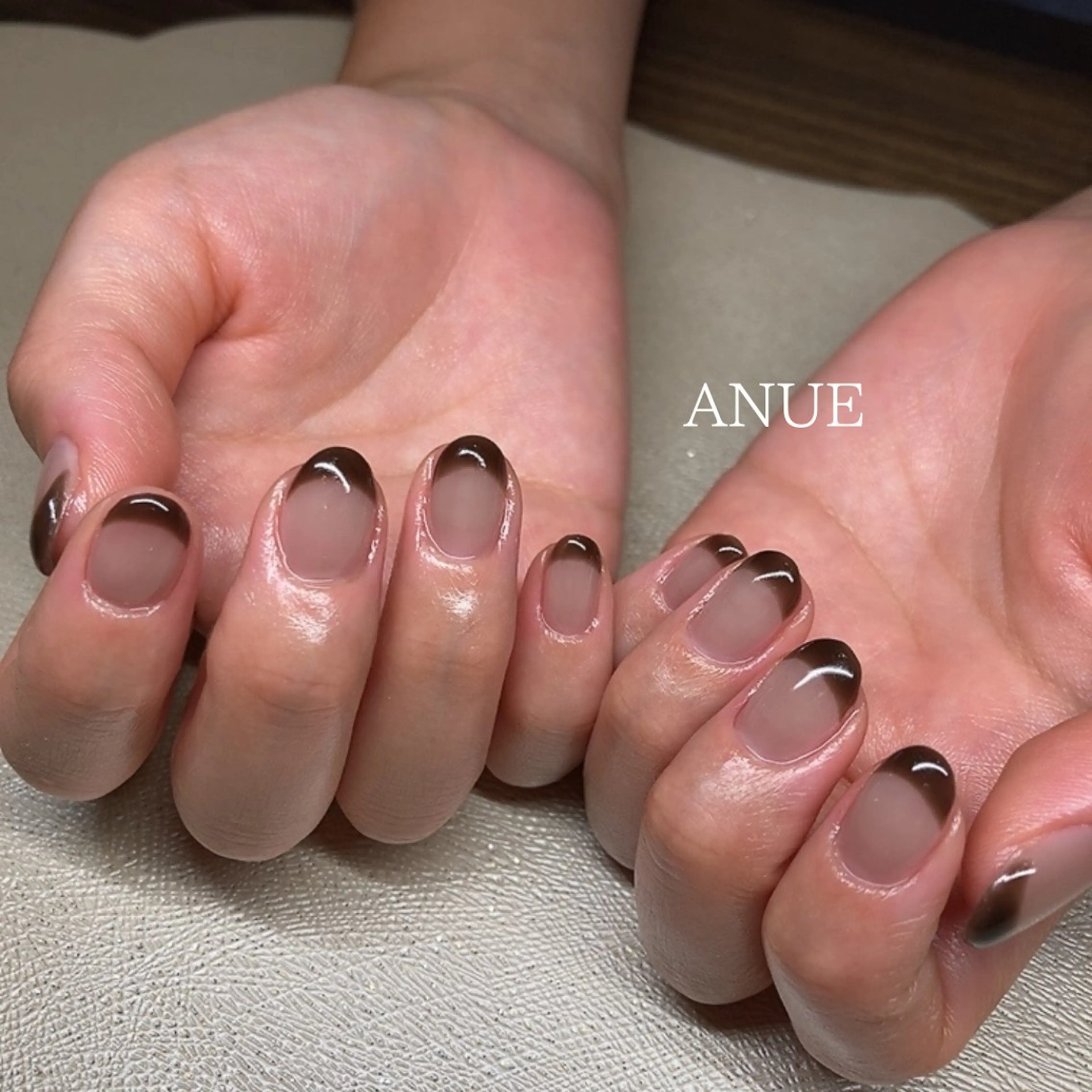 ネイル ハンドネイル 𝐴𝑁𝑈𝐸 トラブル爪育成専門のネイルデザイン